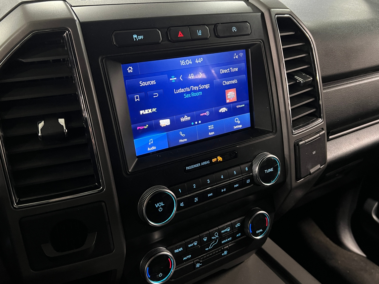 Thumbnail: 2020 Ford Expedition - 4