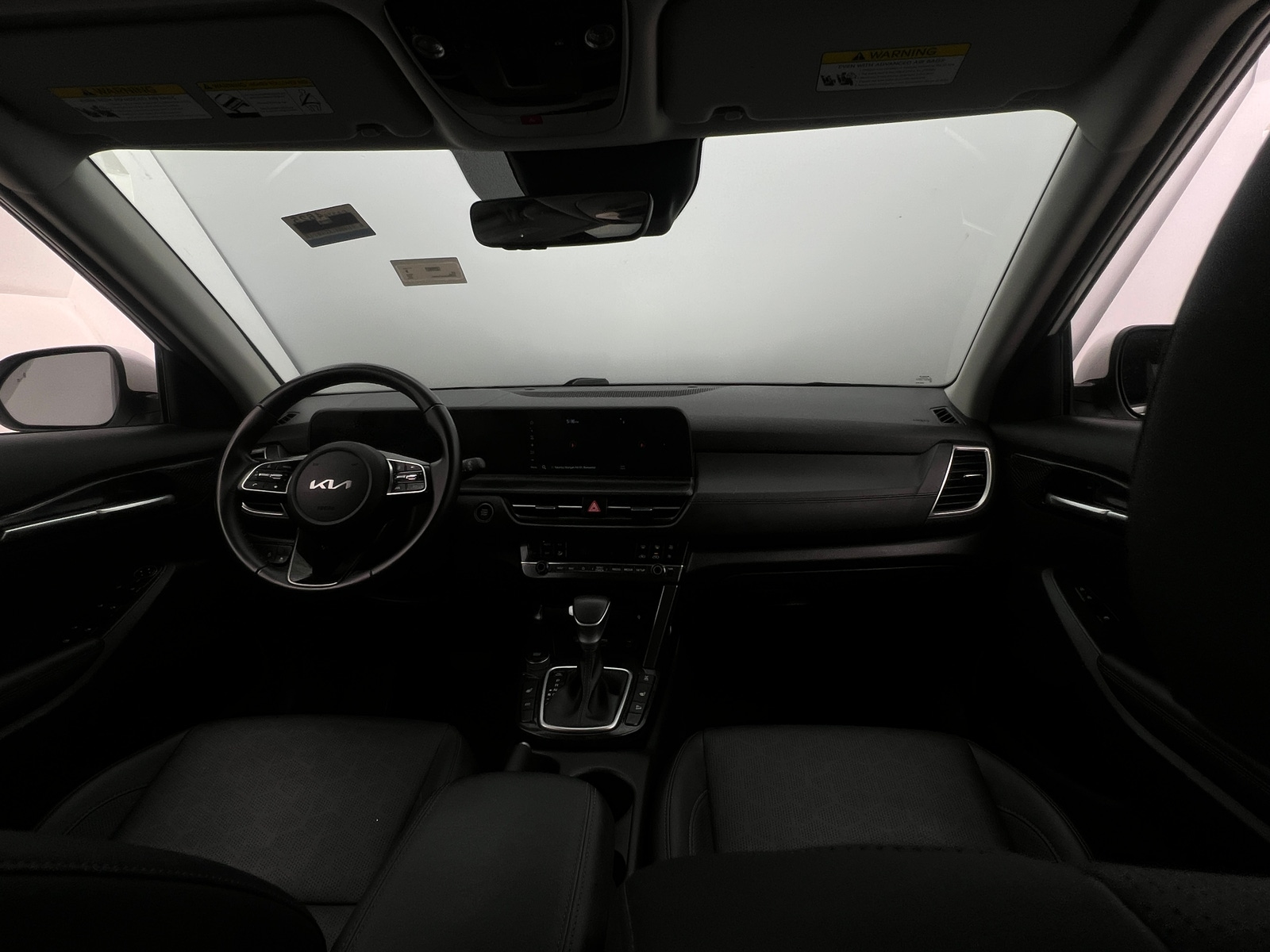 Thumbnail: 2024 Kia Seltos - 2