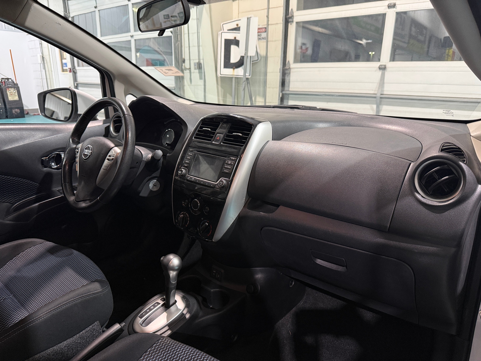 Thumbnail: 2018 Nissan Versa Note - 3