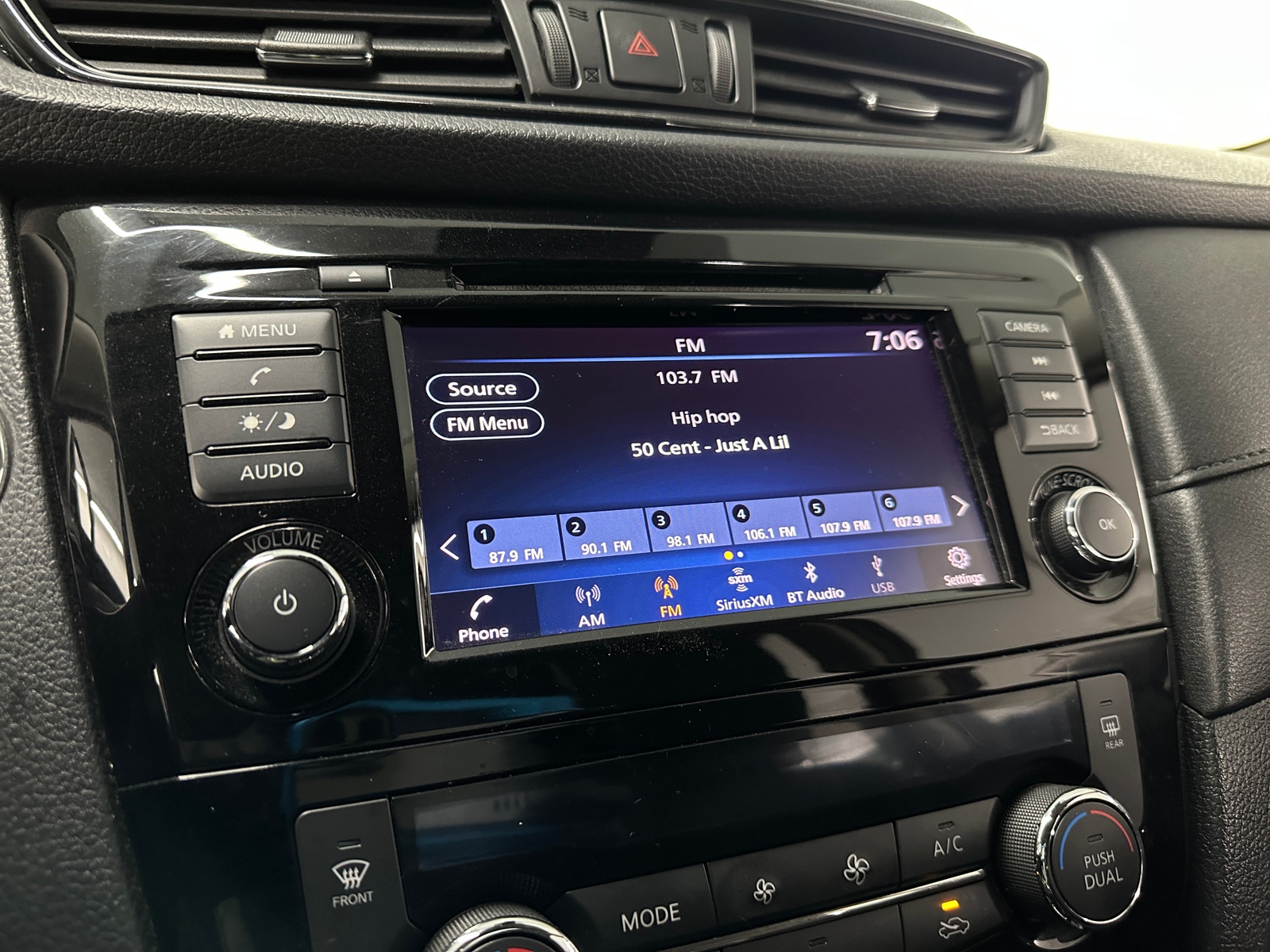 Thumbnail: 2020 Nissan Rogue - 4