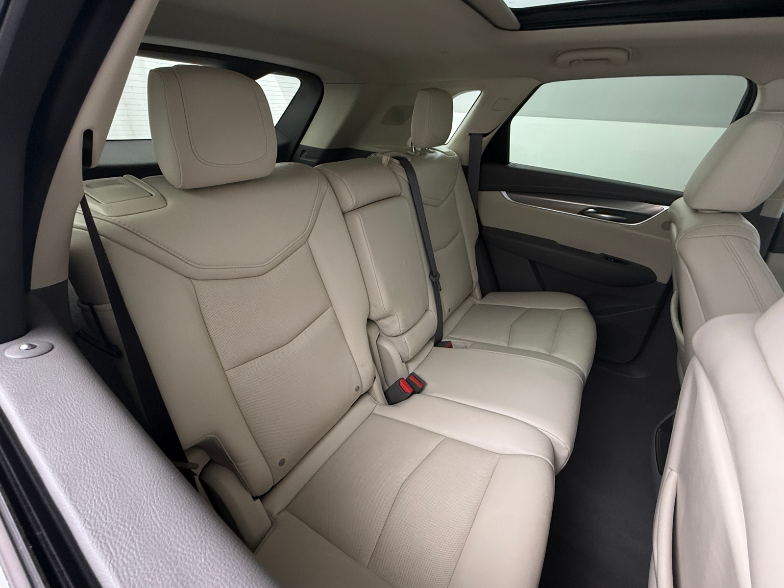 Thumbnail: 2017 Cadillac XT5 - 5