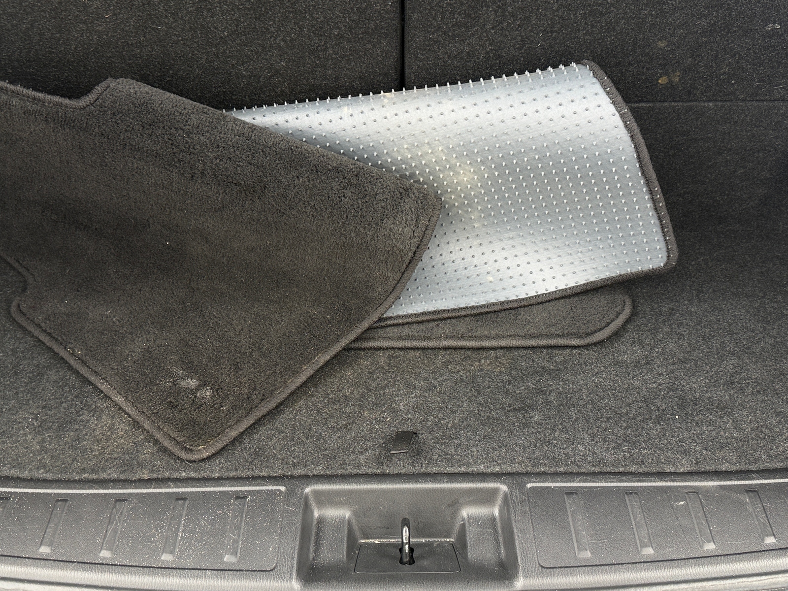 Thumbnail: 2024 Mitsubishi Outlander - 6