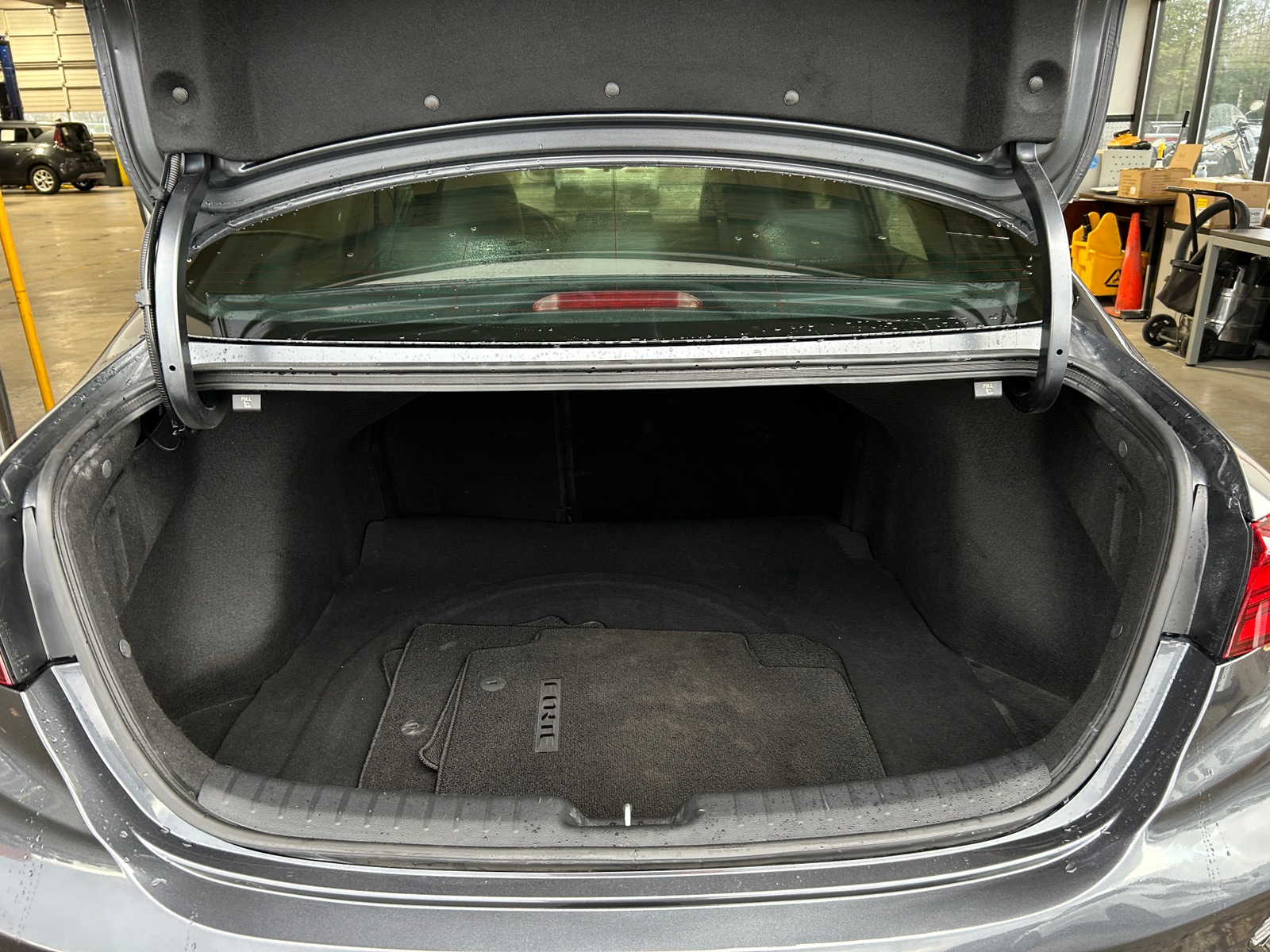 Thumbnail: 2024 Kia Forte - 7