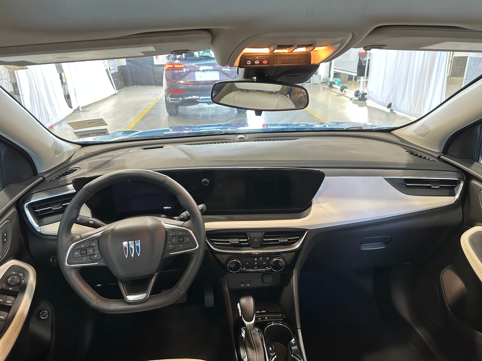 Thumbnail: 2025 Buick Encore GX - 2