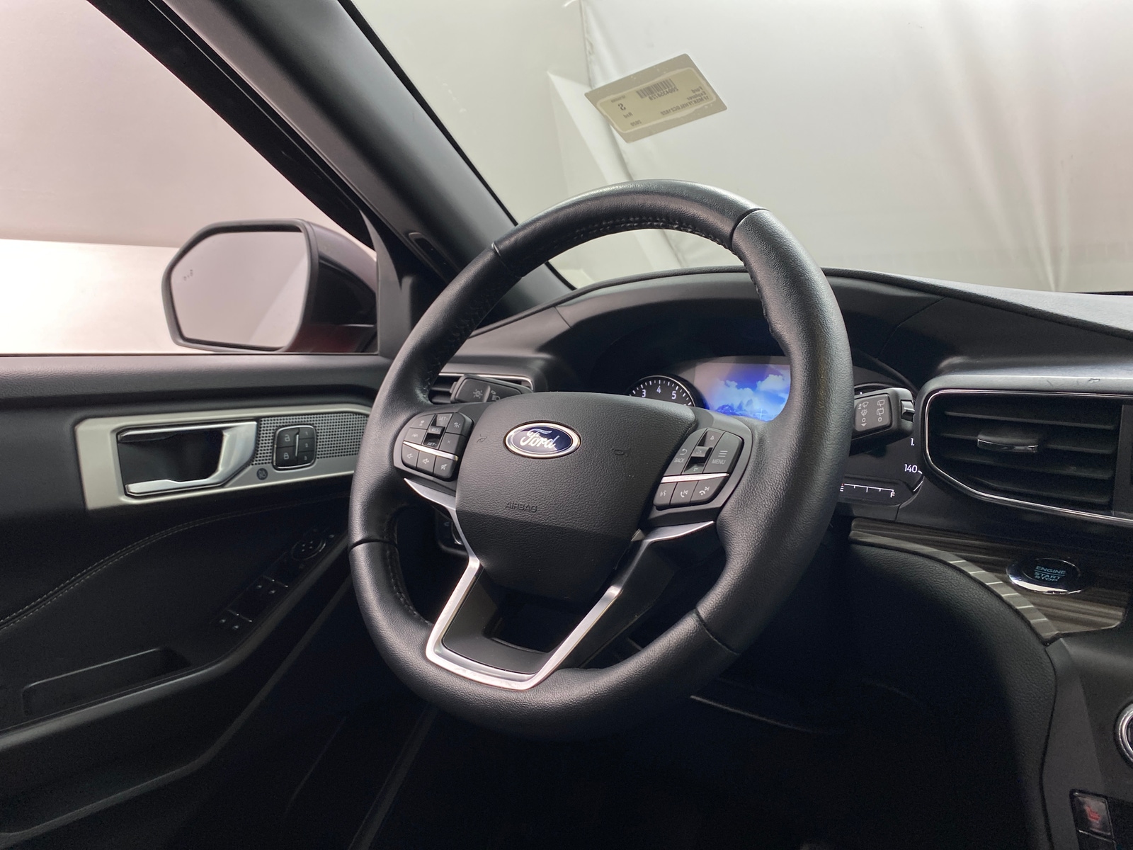 Thumbnail: 2020 Ford Explorer - 4