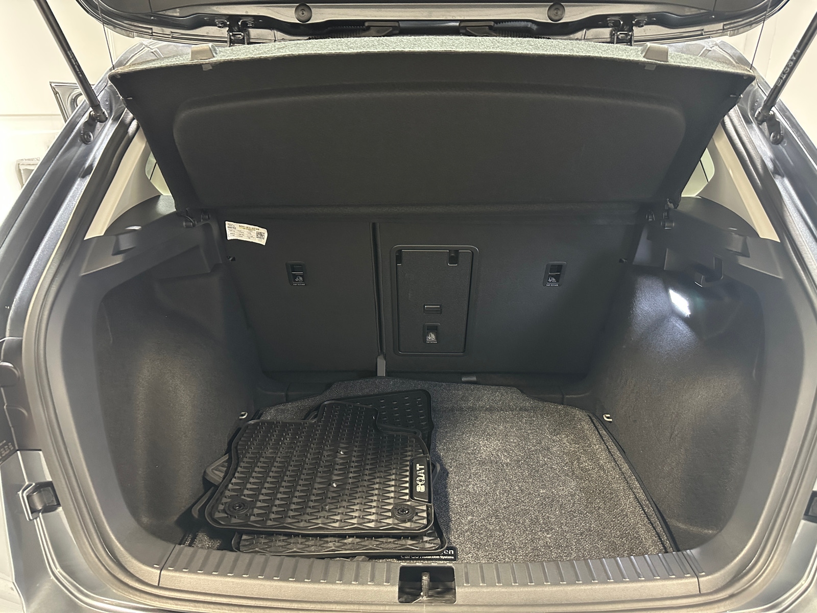 Thumbnail: 2024 Volkswagen Taos - 6