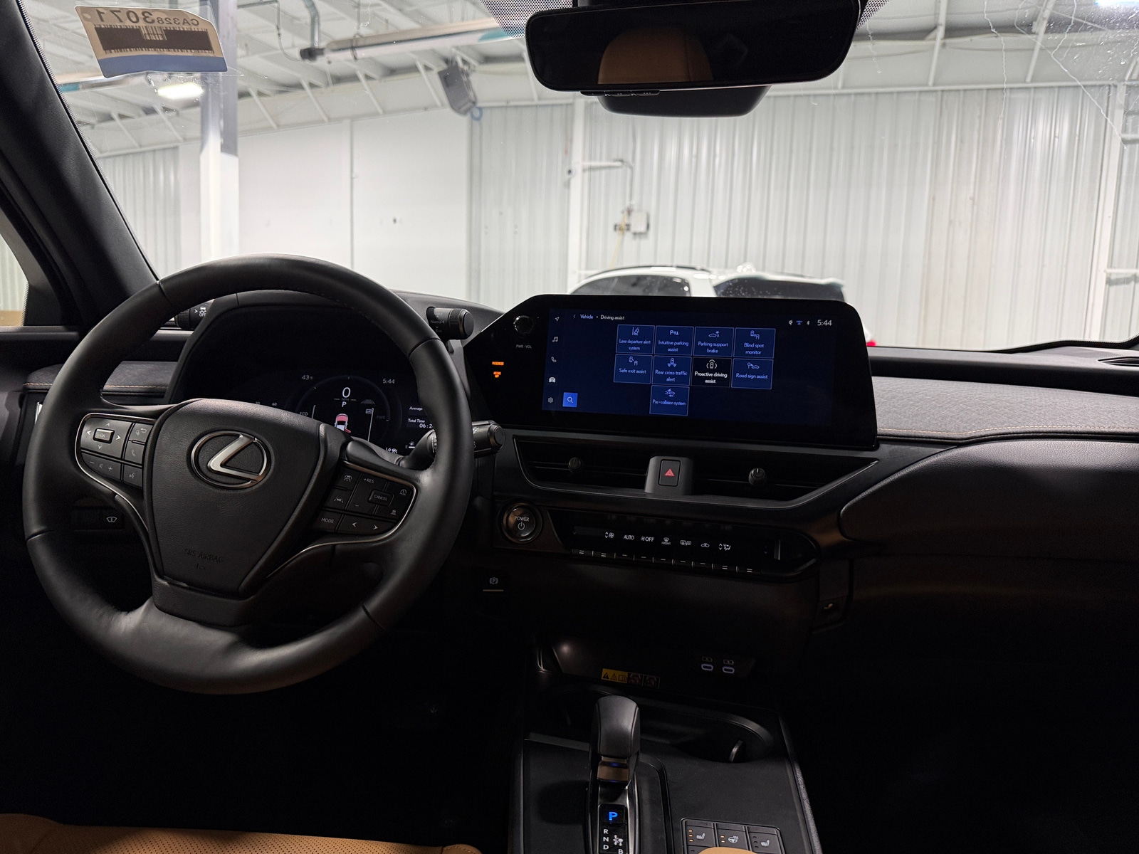 Thumbnail: 2025 Lexus UX - 2