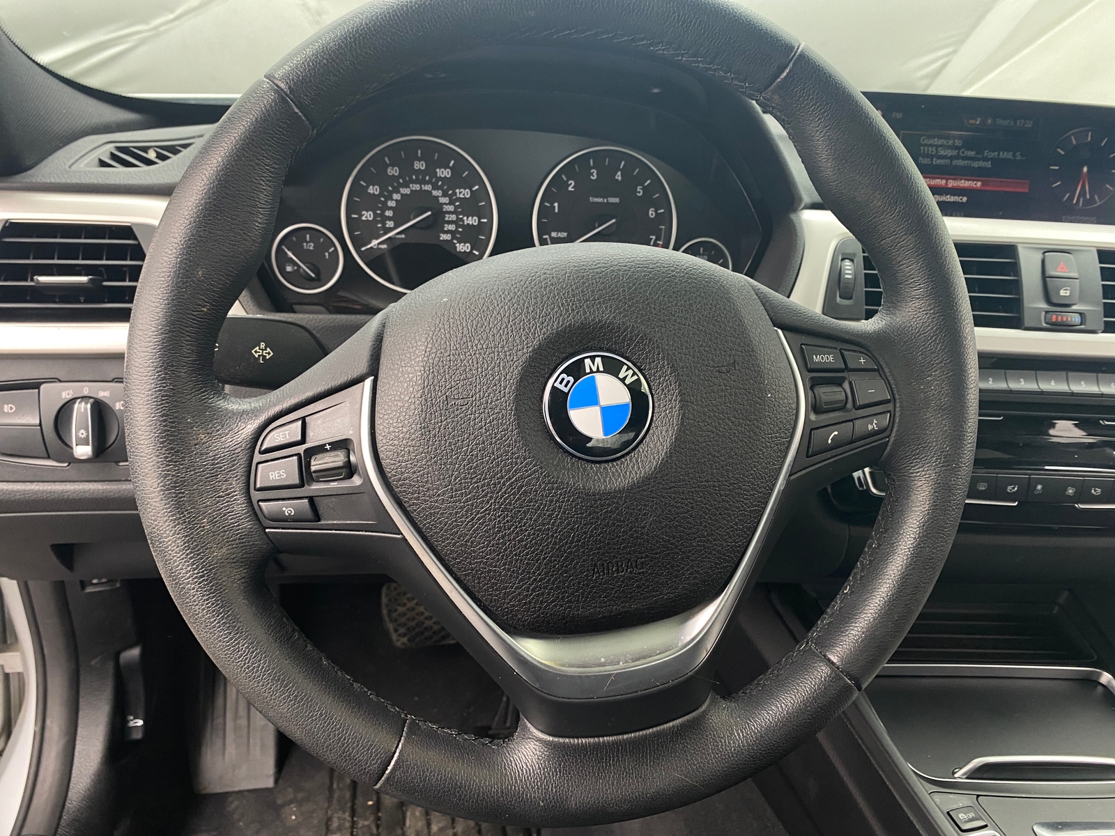 Thumbnail: 2018 BMW 3 Series - 4