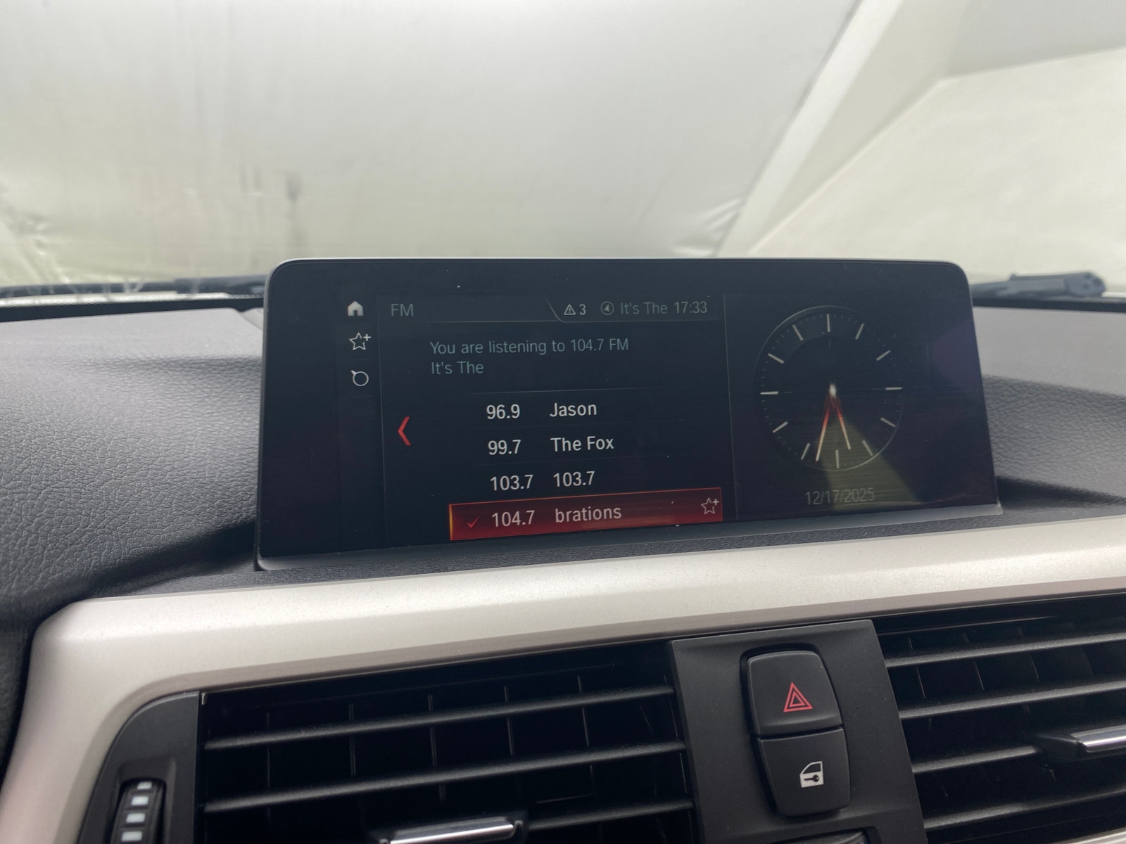 Thumbnail: 2018 BMW 3 Series - 3