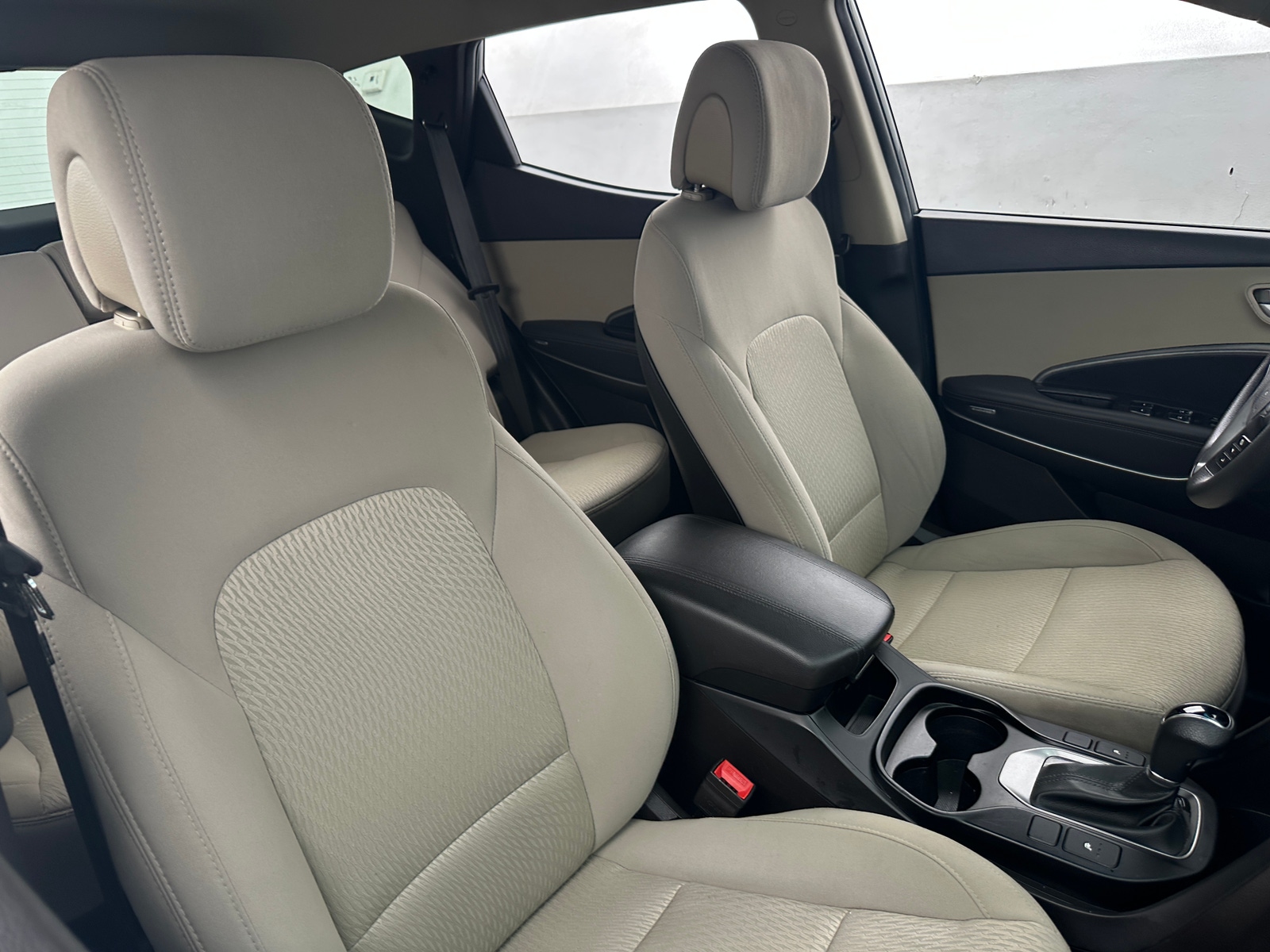 Thumbnail: 2018 Hyundai Santa Fe - 2