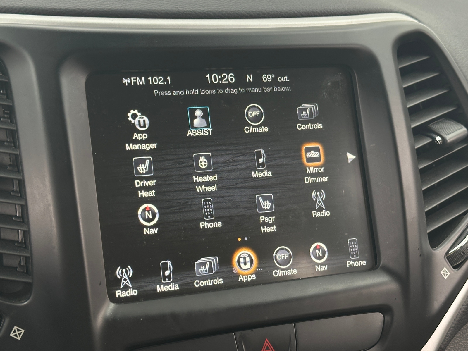 Thumbnail: 2017 Jeep Cherokee - 3