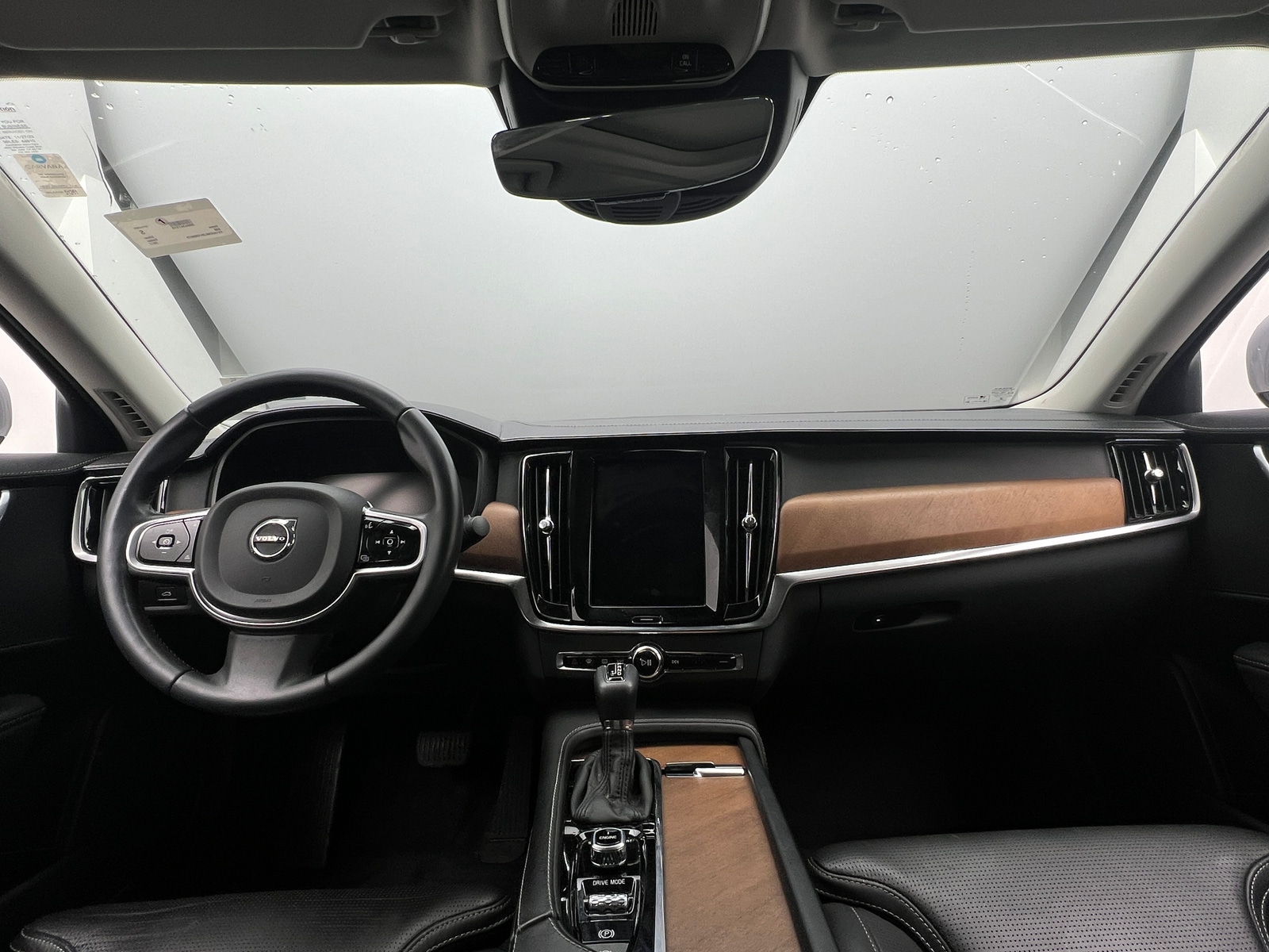 Thumbnail: 2017 Volvo S90 - 2