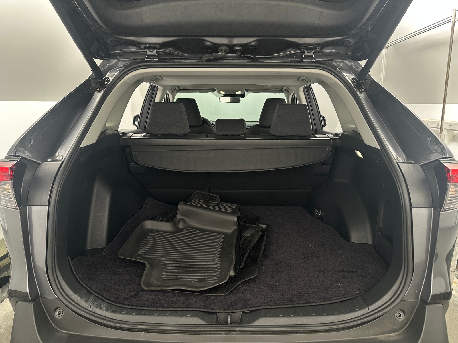 Thumbnail: 2024 Toyota RAV4 - 7