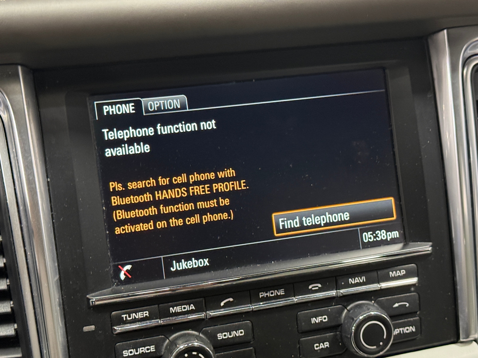 Thumbnail: 2015 Porsche Macan - 3