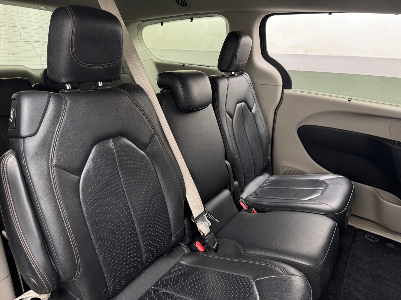 Thumbnail: 2019 Chrysler Pacifica - 5