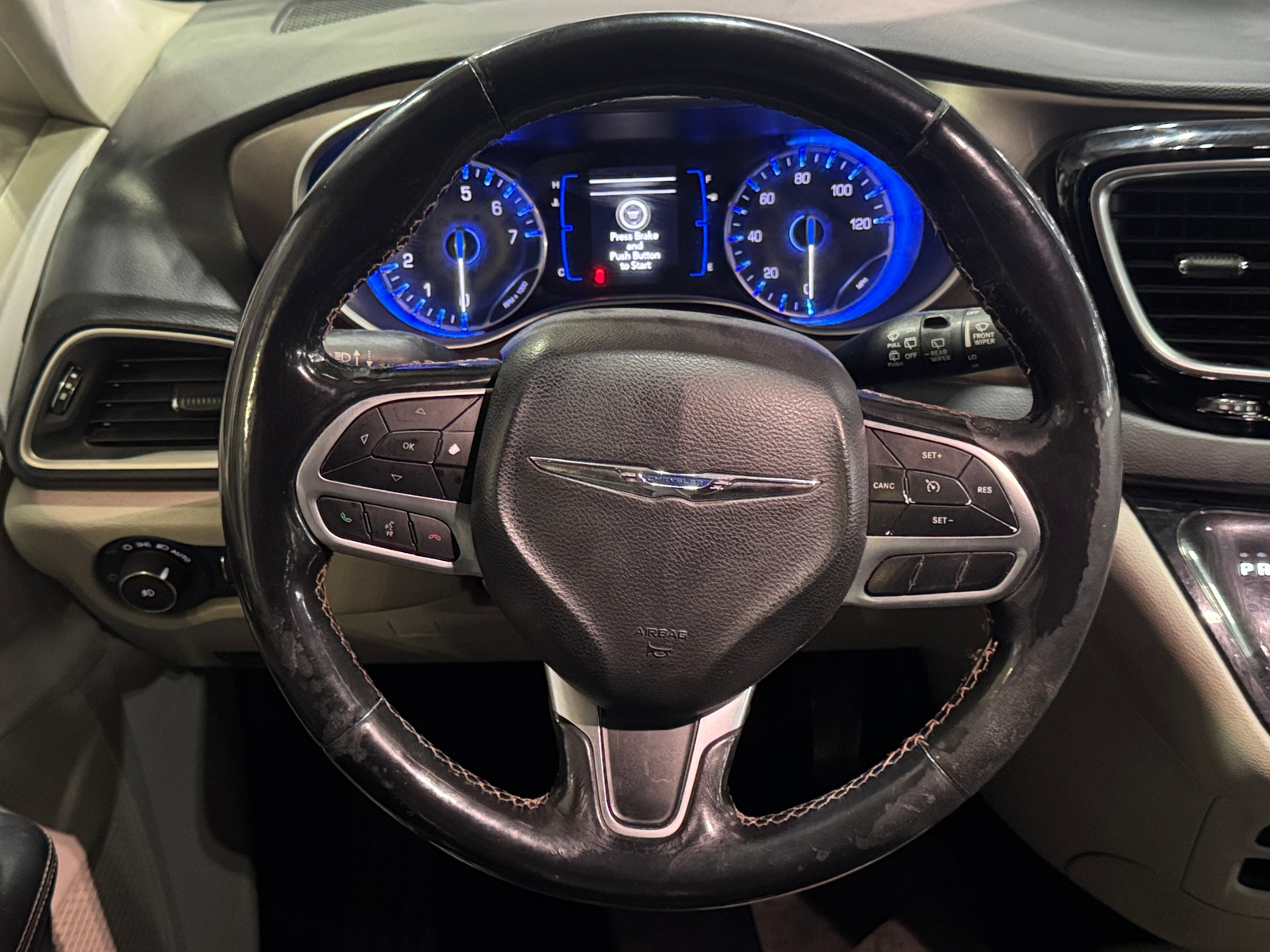 Thumbnail: 2019 Chrysler Pacifica - 4