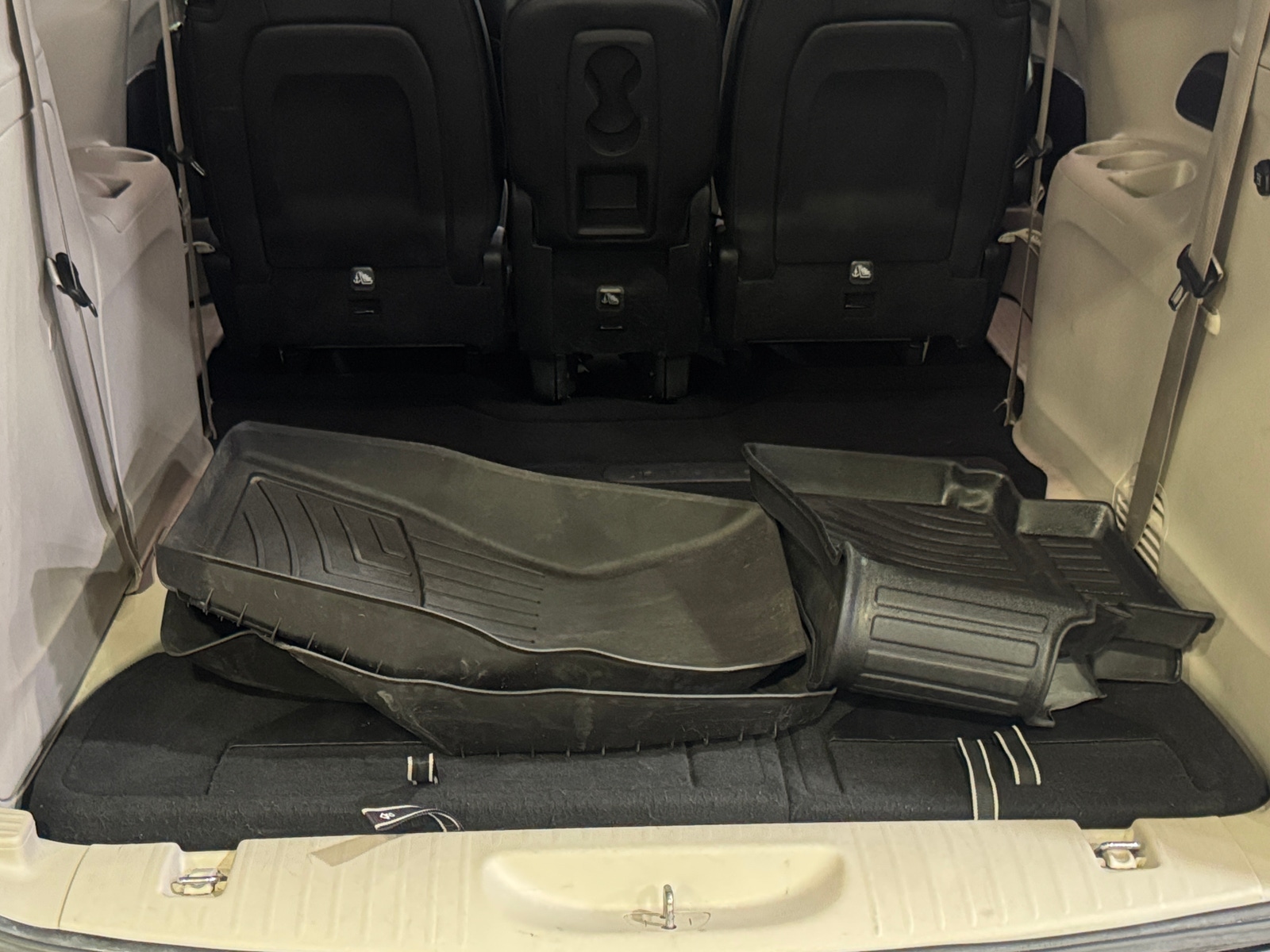 Thumbnail: 2019 Chrysler Pacifica - 6