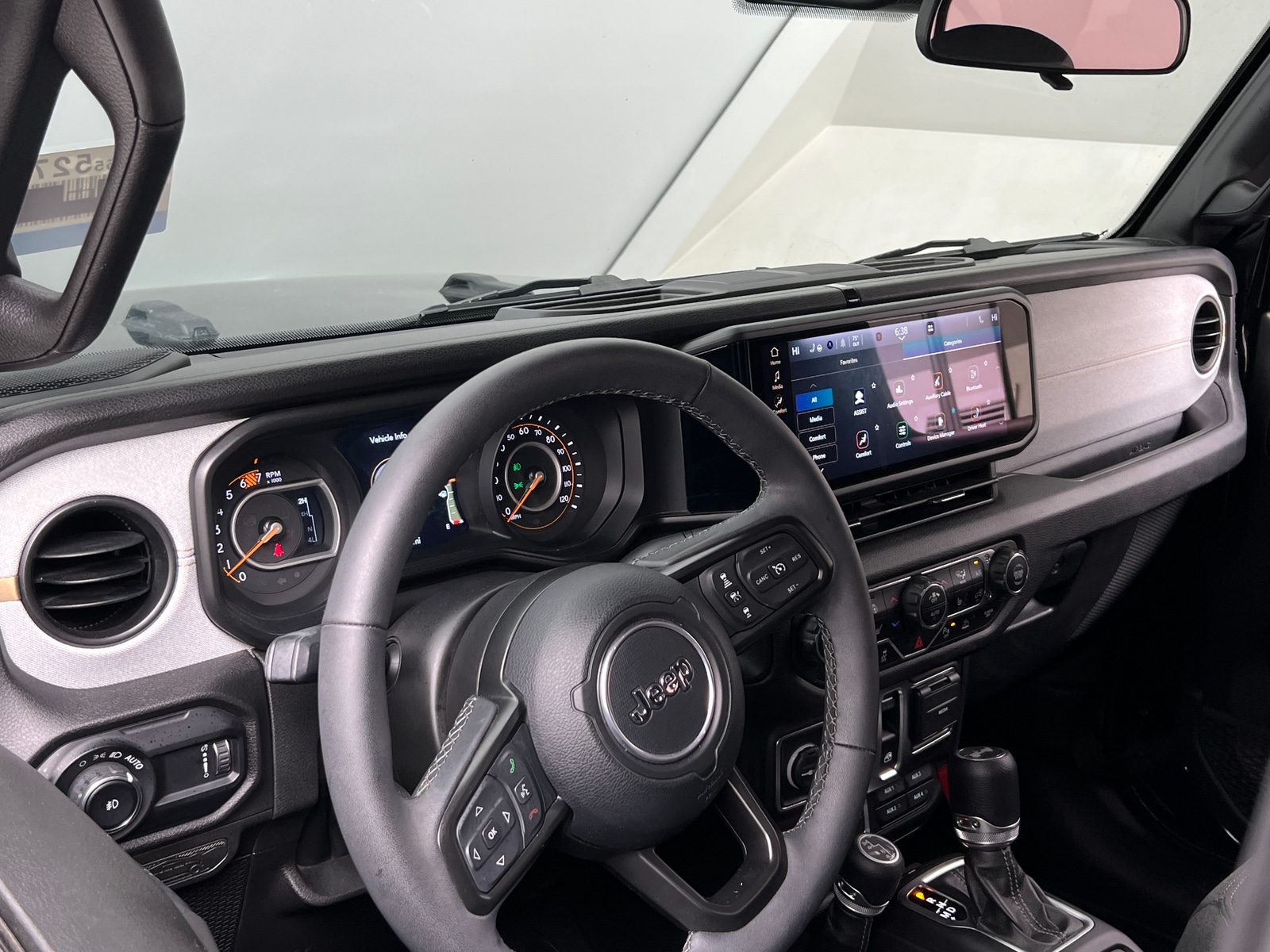 Thumbnail: 2025 Jeep Wrangler - 3