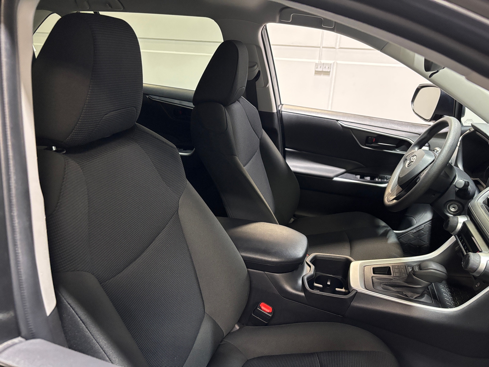 Thumbnail: 2025 Toyota RAV4 - 2