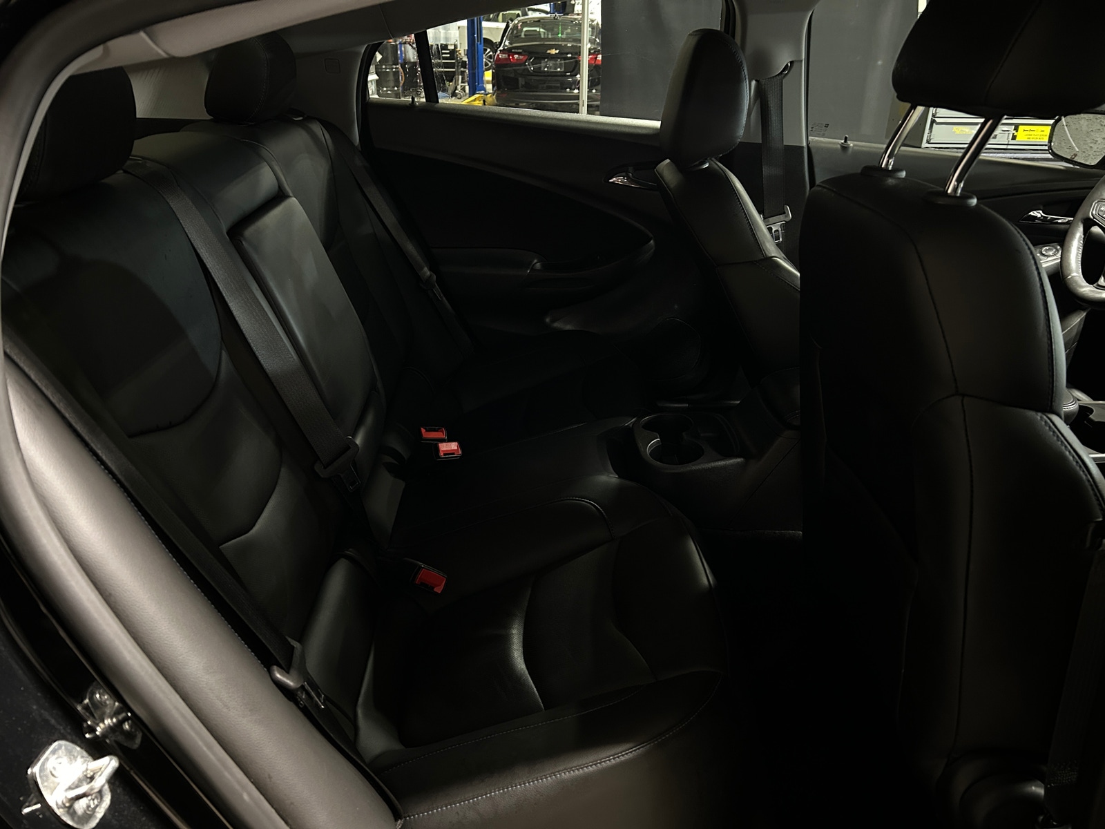 Thumbnail: 2018 Chevrolet Volt - 5