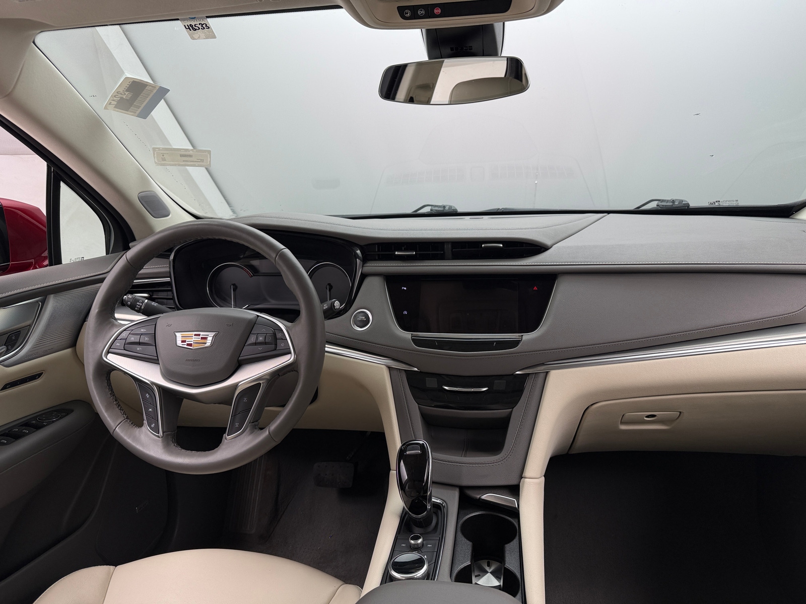 Thumbnail: 2022 Cadillac XT5 - 2