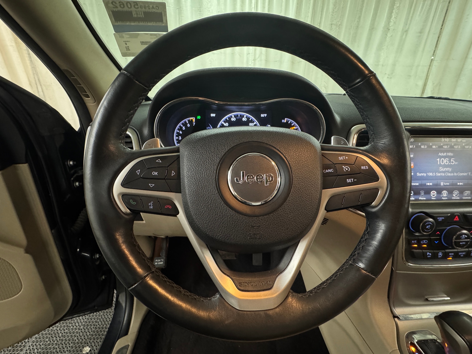 Thumbnail: 2016 Jeep Grand Cherokee - 4