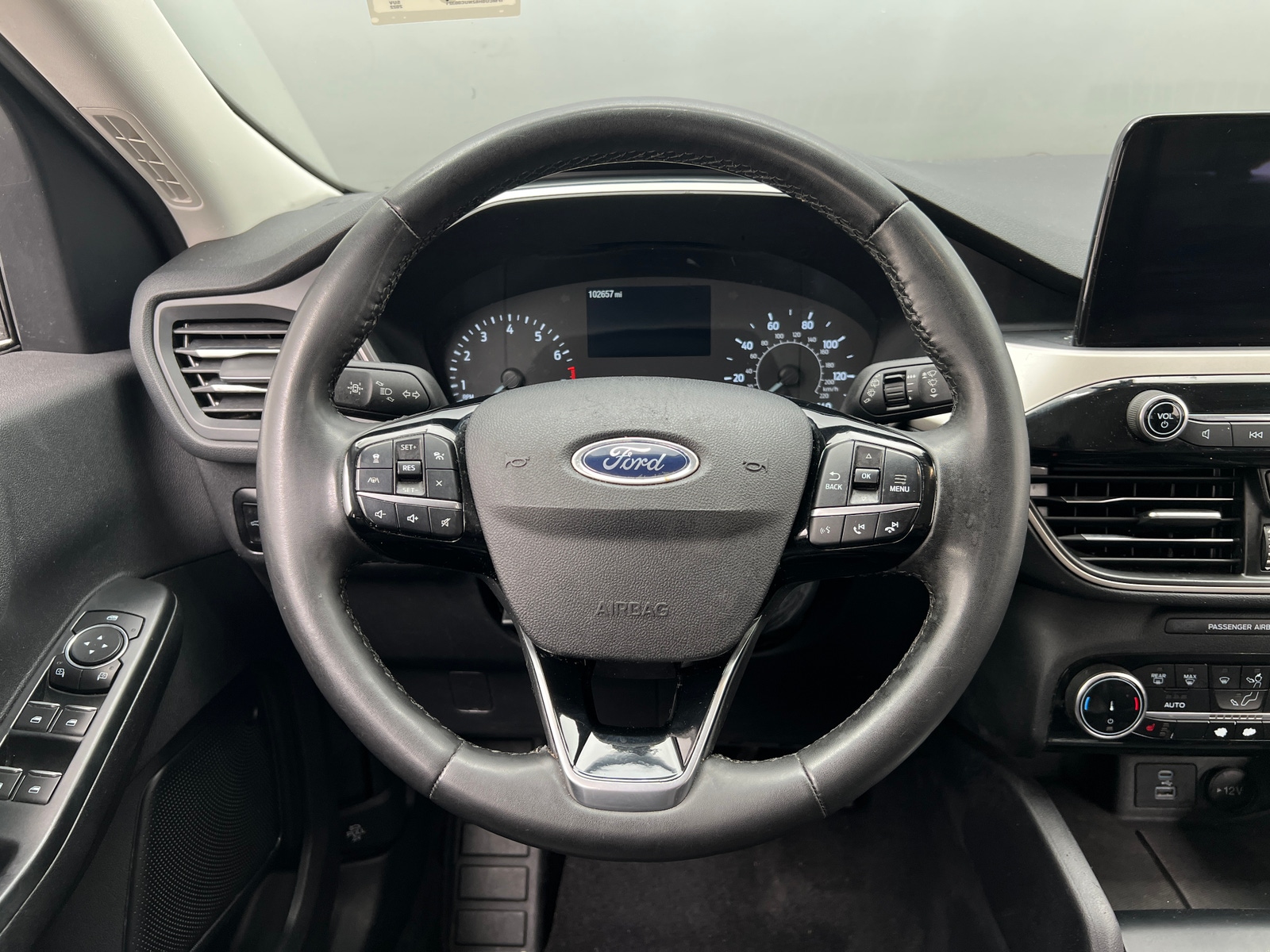 Thumbnail: 2022 Ford Escape - 5