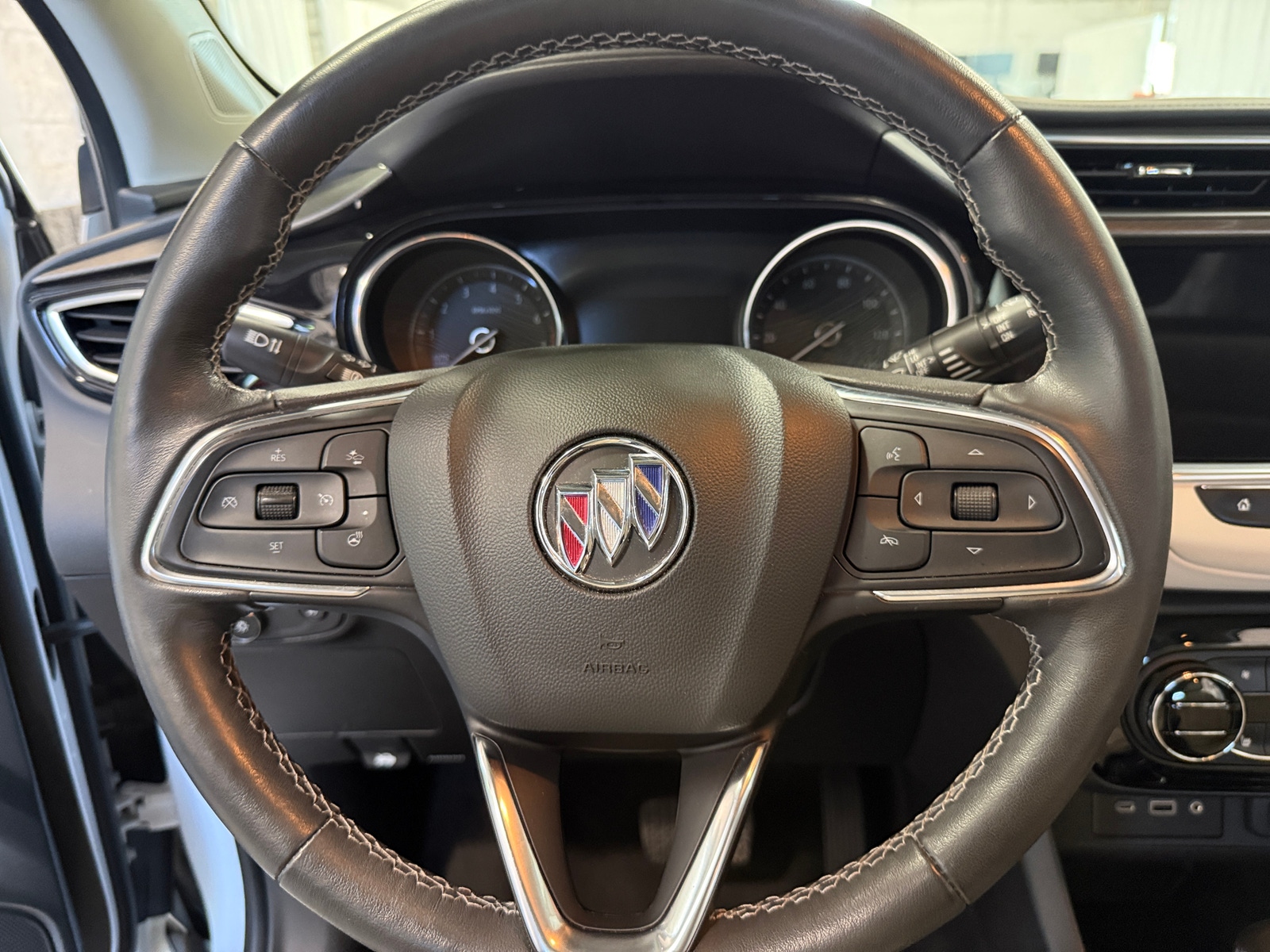 Thumbnail: 2022 Buick Encore GX - 4