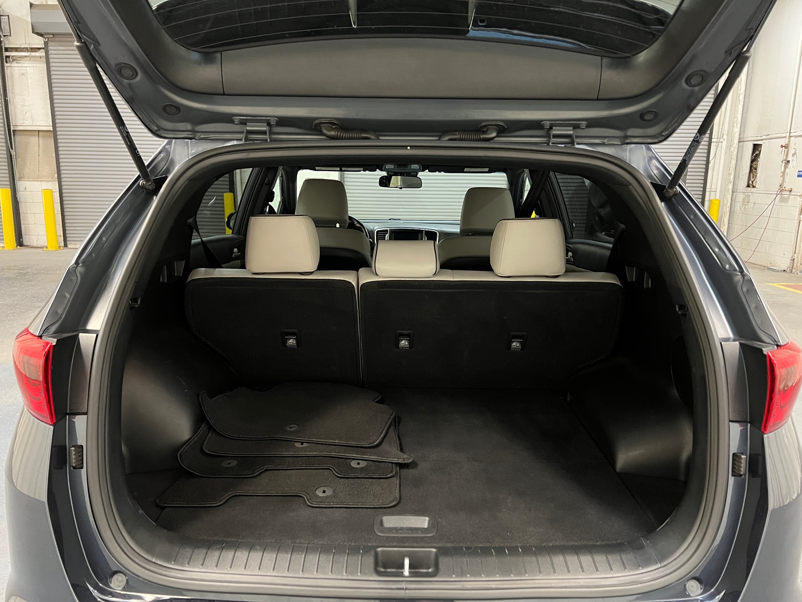 Thumbnail: 2019 Kia Sportage - 6