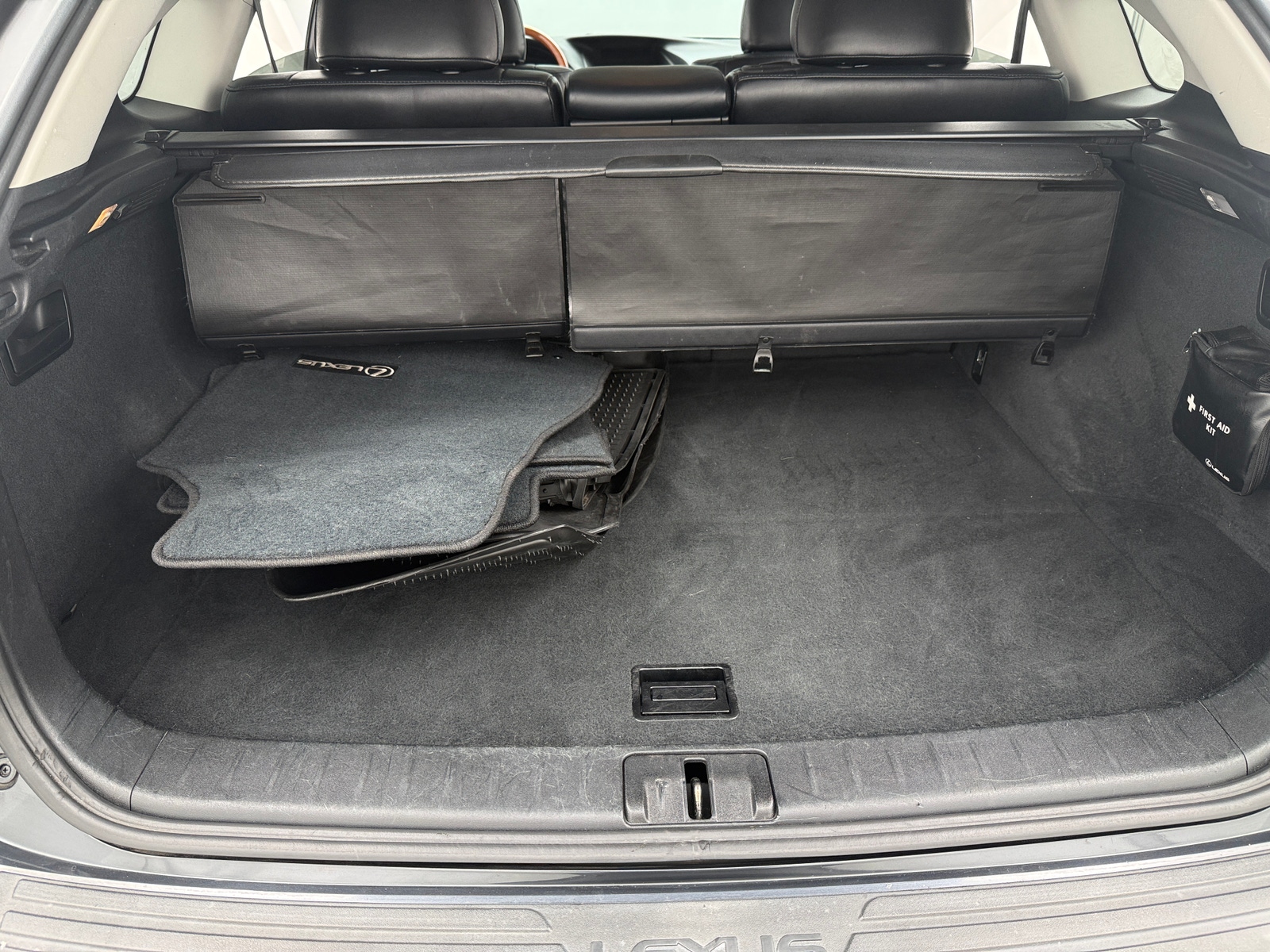 Thumbnail: 2011 Lexus RX - 6