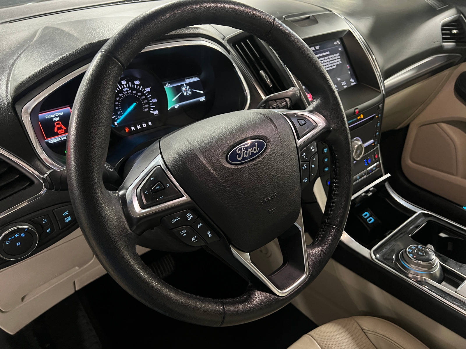 Thumbnail: 2019 Ford Edge - 4