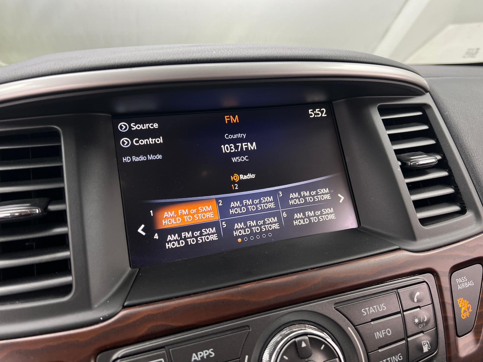 Thumbnail: 2019 Nissan Pathfinder - 3