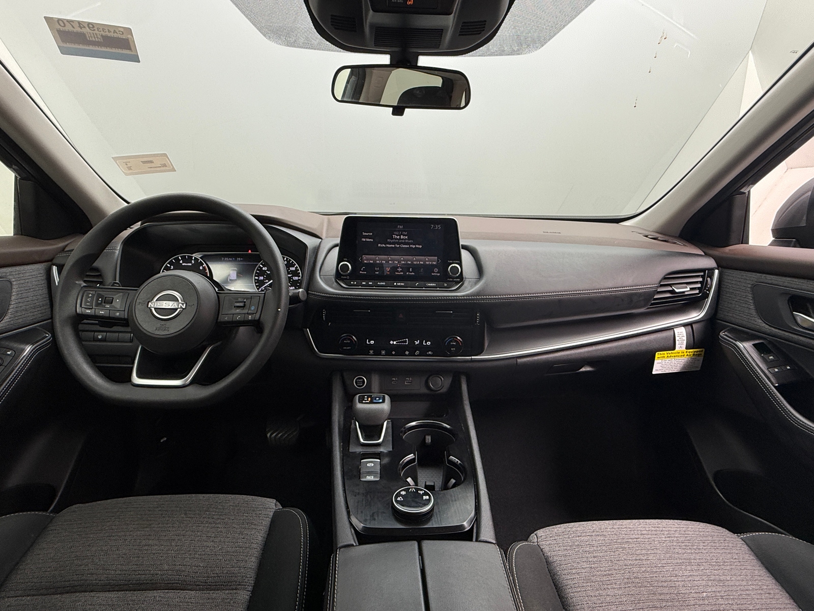 Thumbnail: 2022 Nissan Rogue - 3