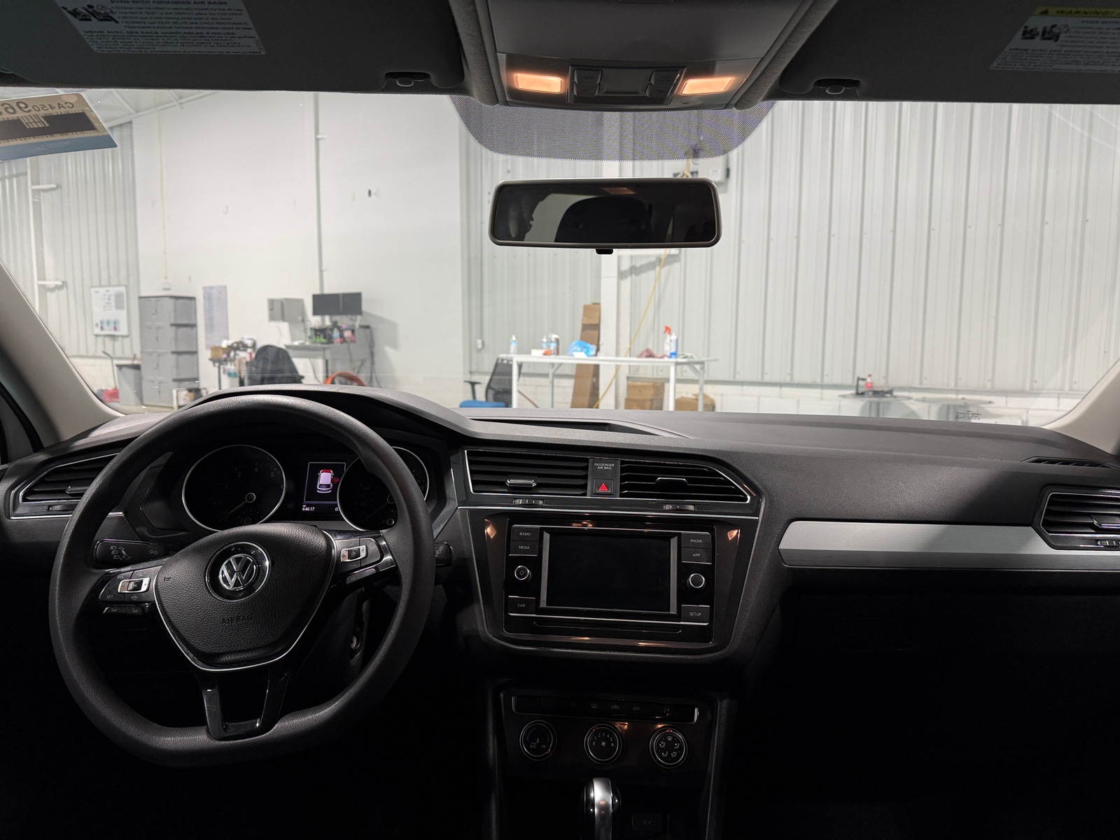 Thumbnail: 2019 Volkswagen Tiguan - 3