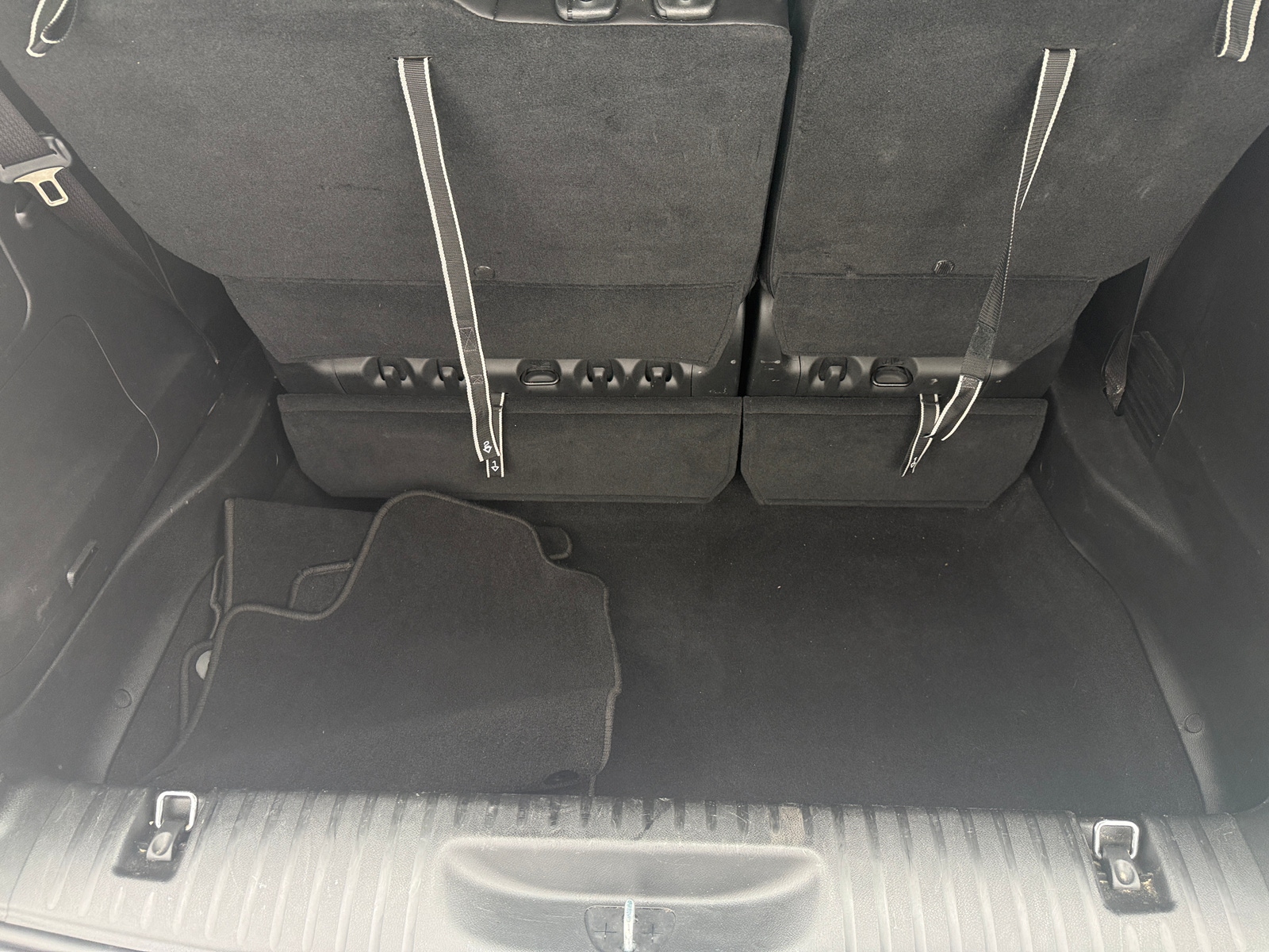 Thumbnail: 2024 Chrysler Pacifica - 6