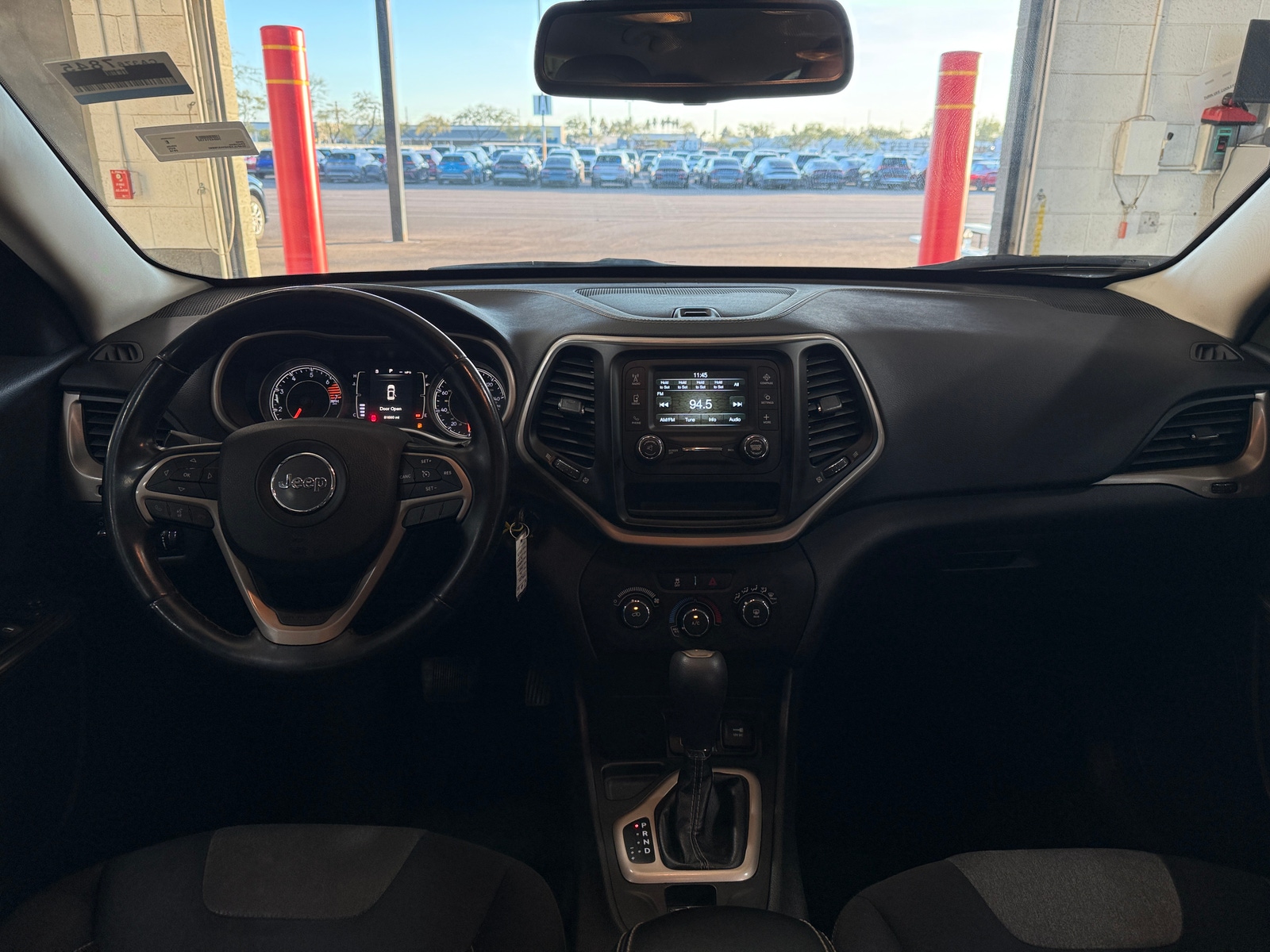 Thumbnail: 2016 Jeep Cherokee - 3