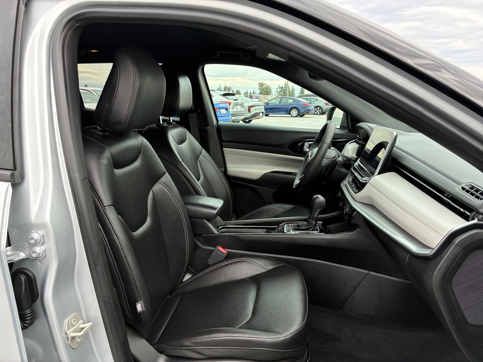 Thumbnail: 2025 Jeep Compass - 2