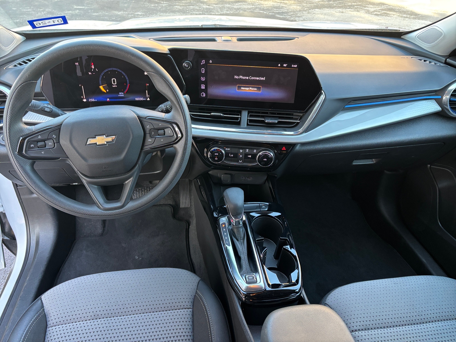 Thumbnail: 2025 Chevrolet Trax - 3