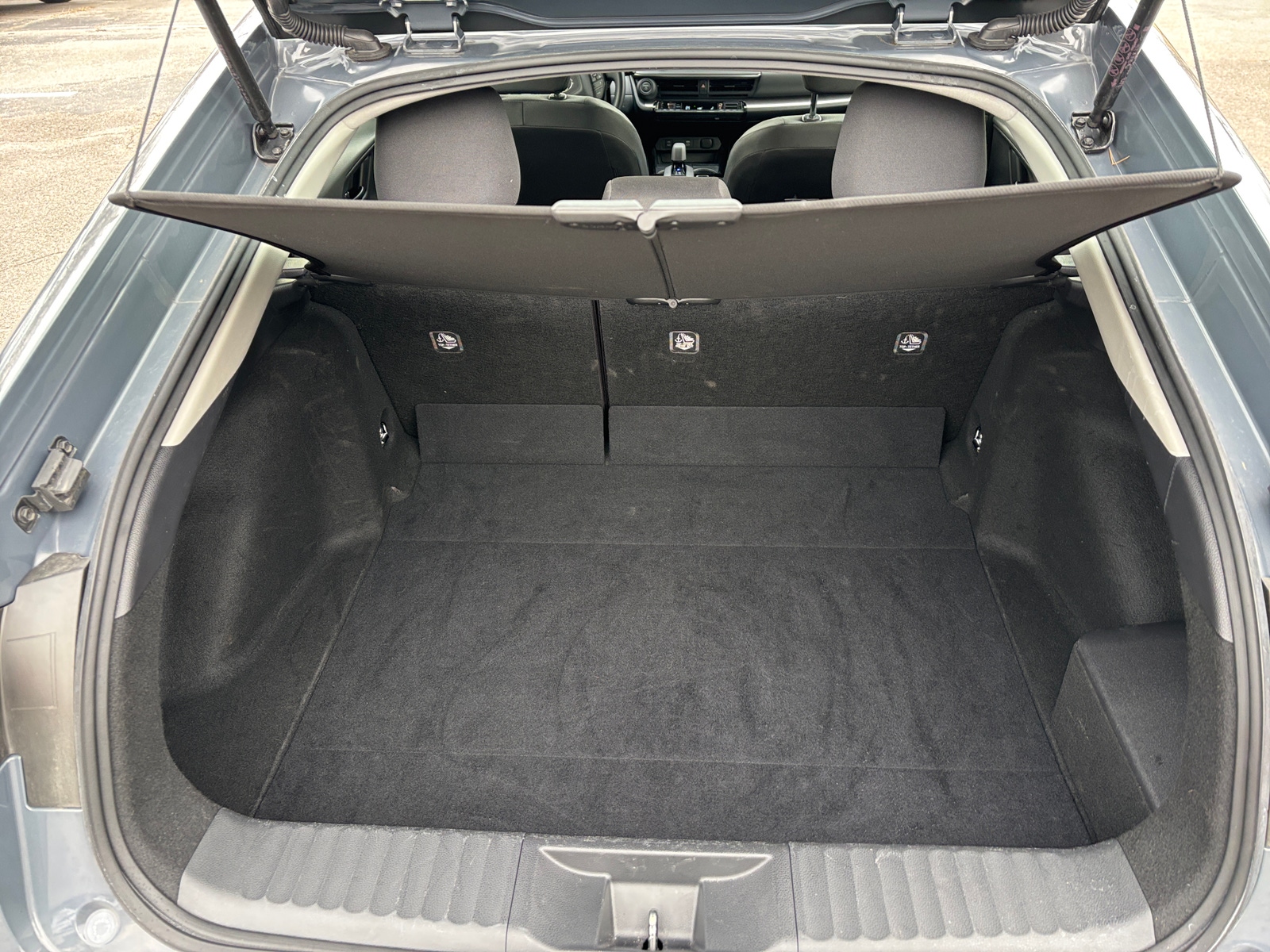 Thumbnail: 2025 Toyota Prius - 6