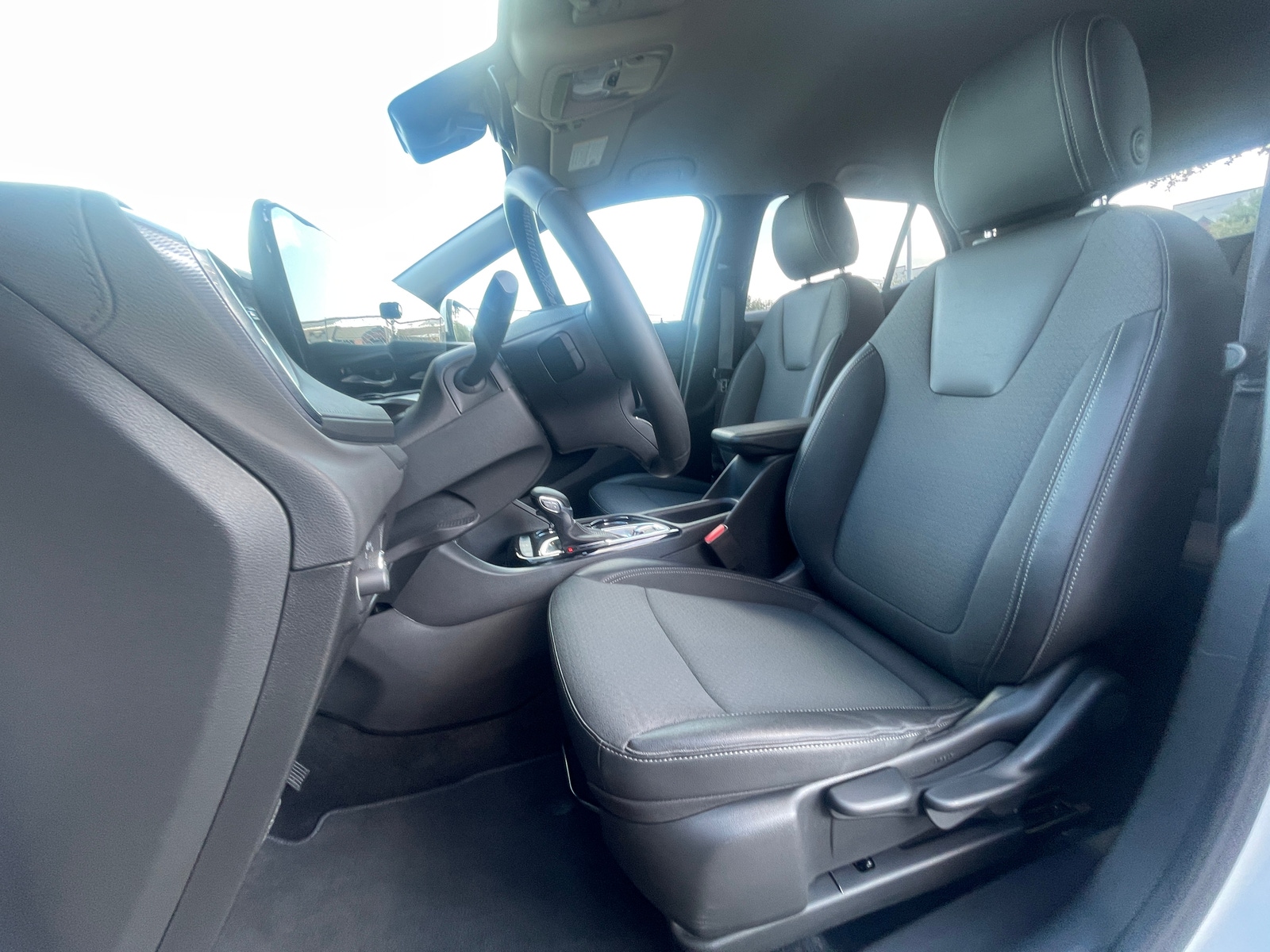 Thumbnail: 2025 Buick Encore GX - 2