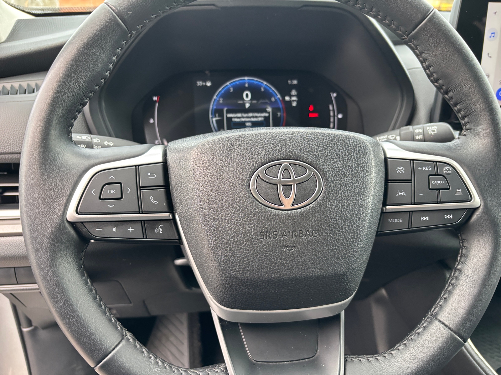 Thumbnail: 2025 Toyota Grand Highlander - 4