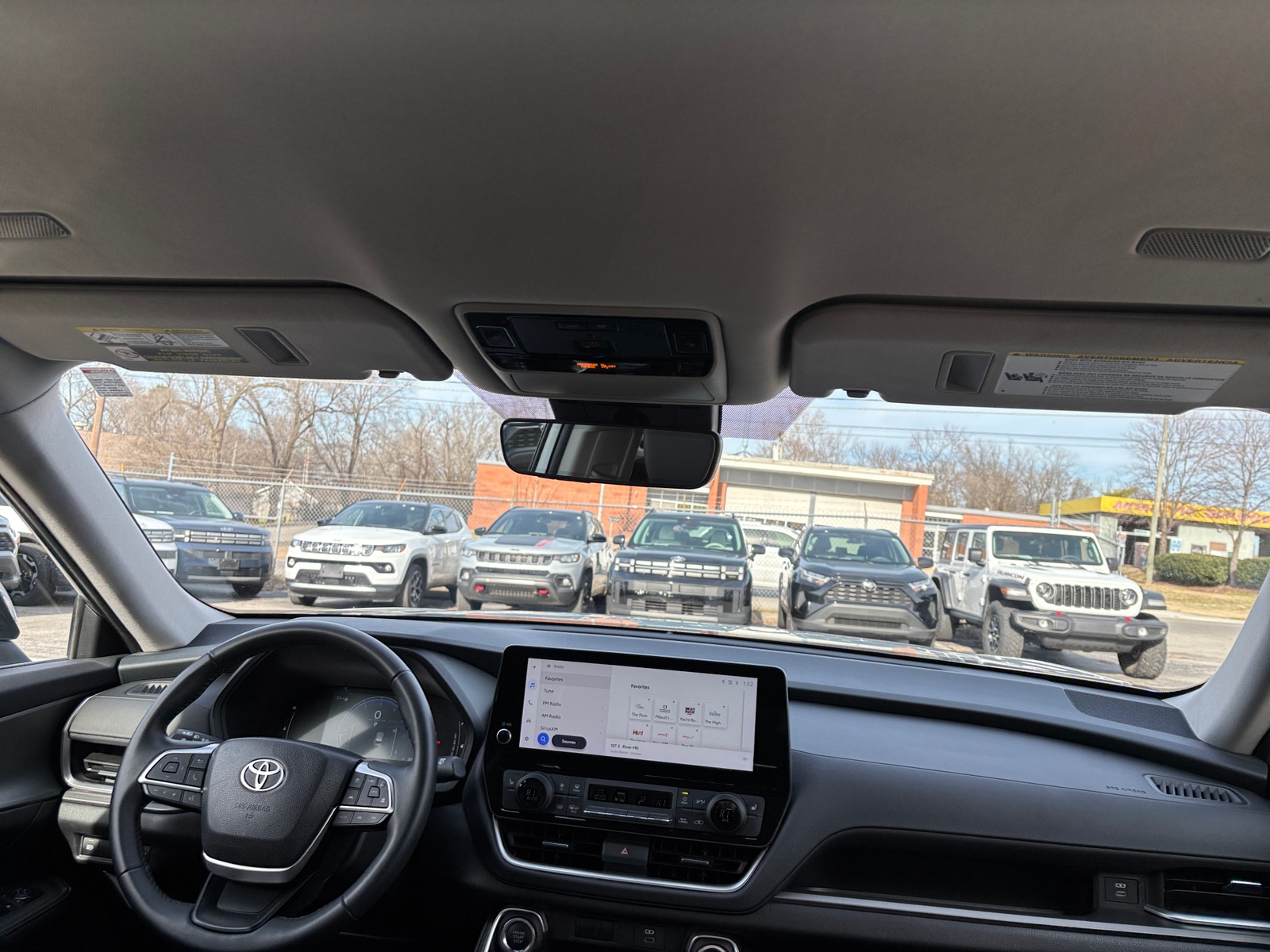 Thumbnail: 2025 Toyota Grand Highlander - 2