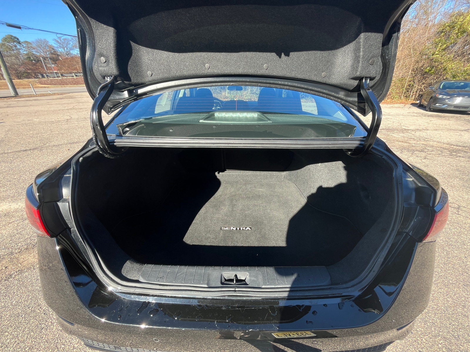 Thumbnail: 2025 Nissan Sentra - 4