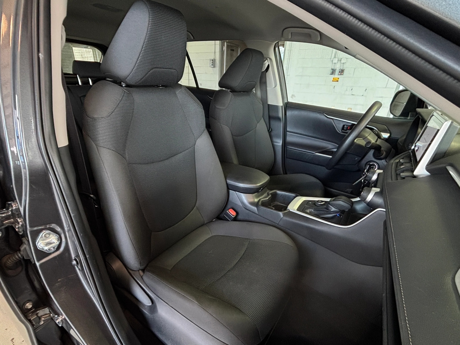 Thumbnail: 2025 Toyota RAV4 - 2