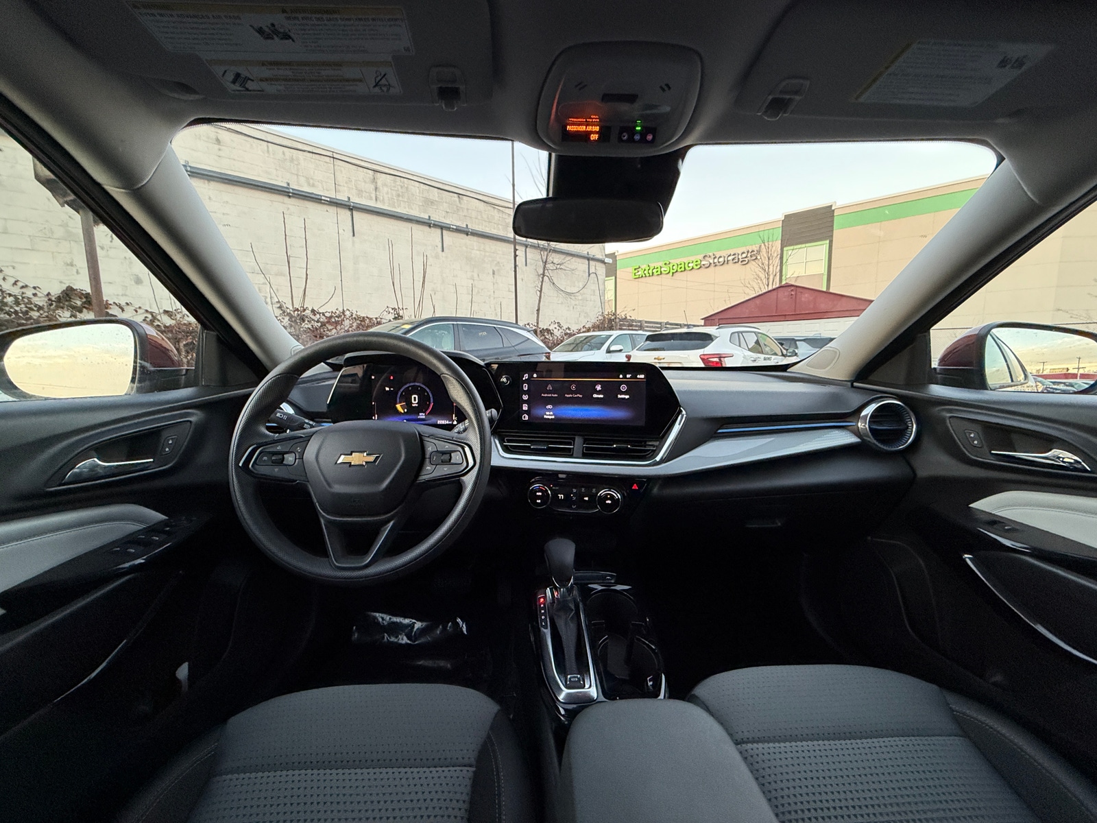 Thumbnail: 2025 Chevrolet Trax - 3