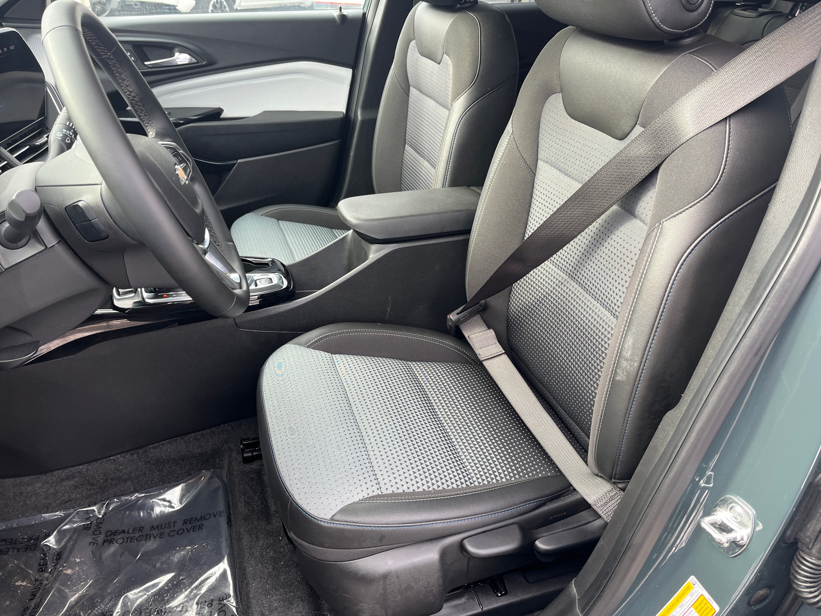 Thumbnail: 2025 Chevrolet Trax - 2