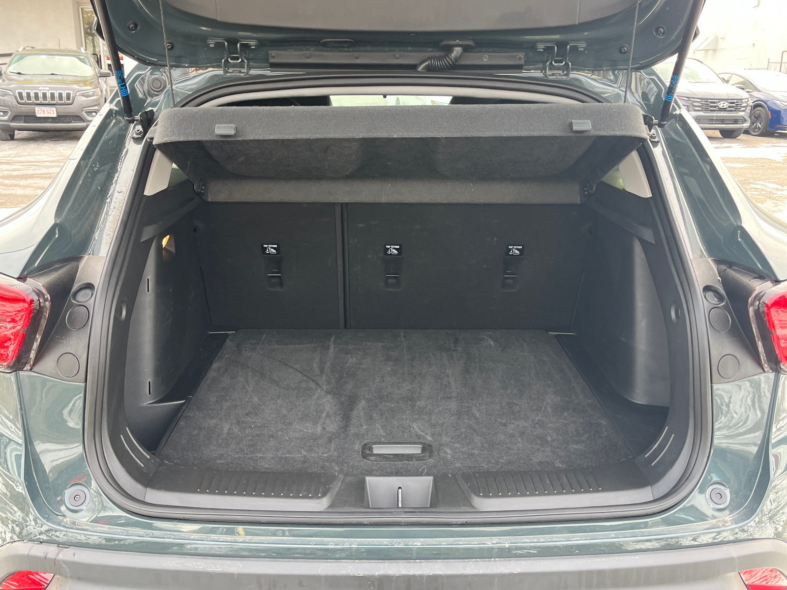 Thumbnail: 2025 Chevrolet Trax - 5