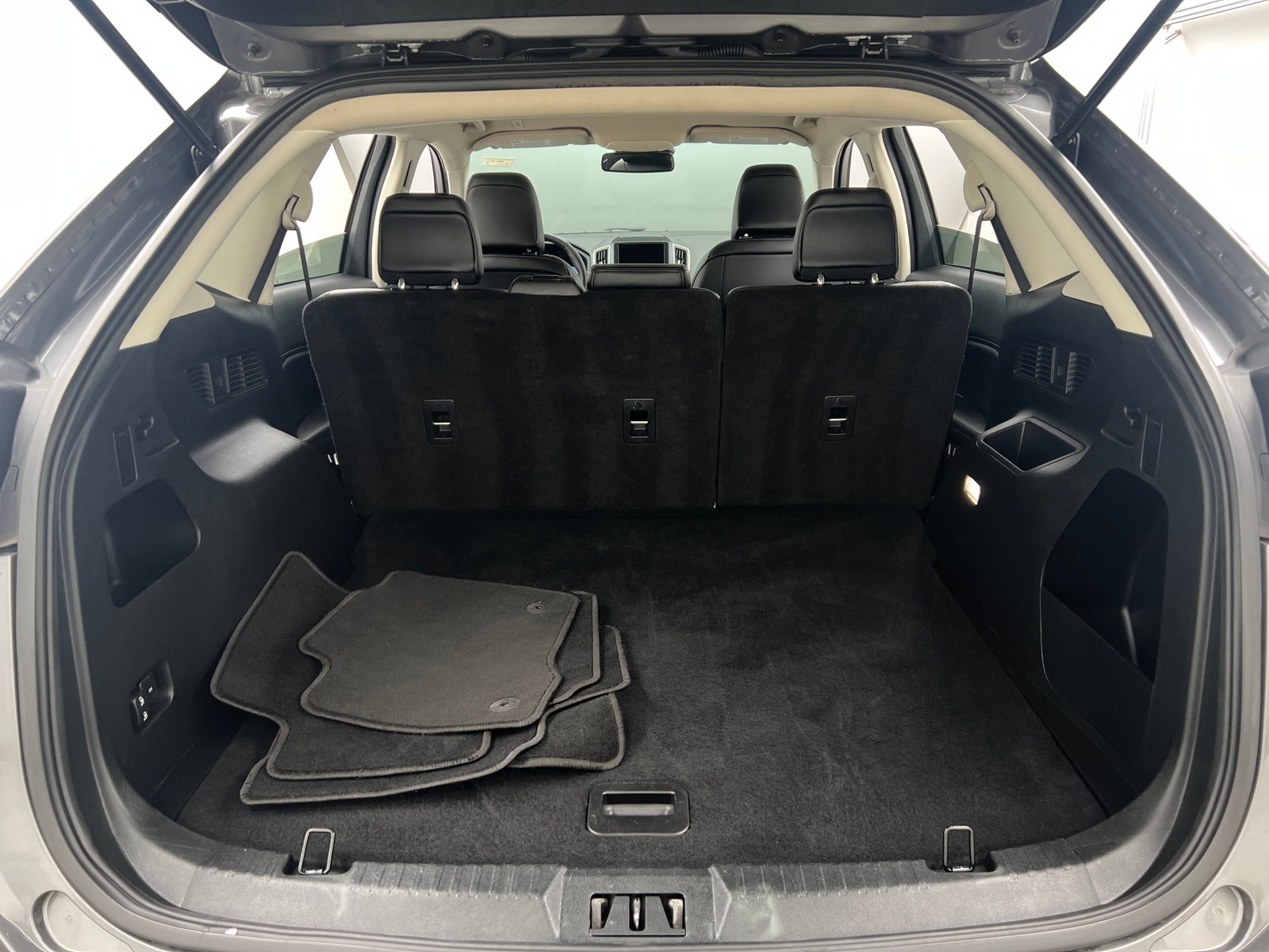 Thumbnail: 2024 Ford Edge - 6