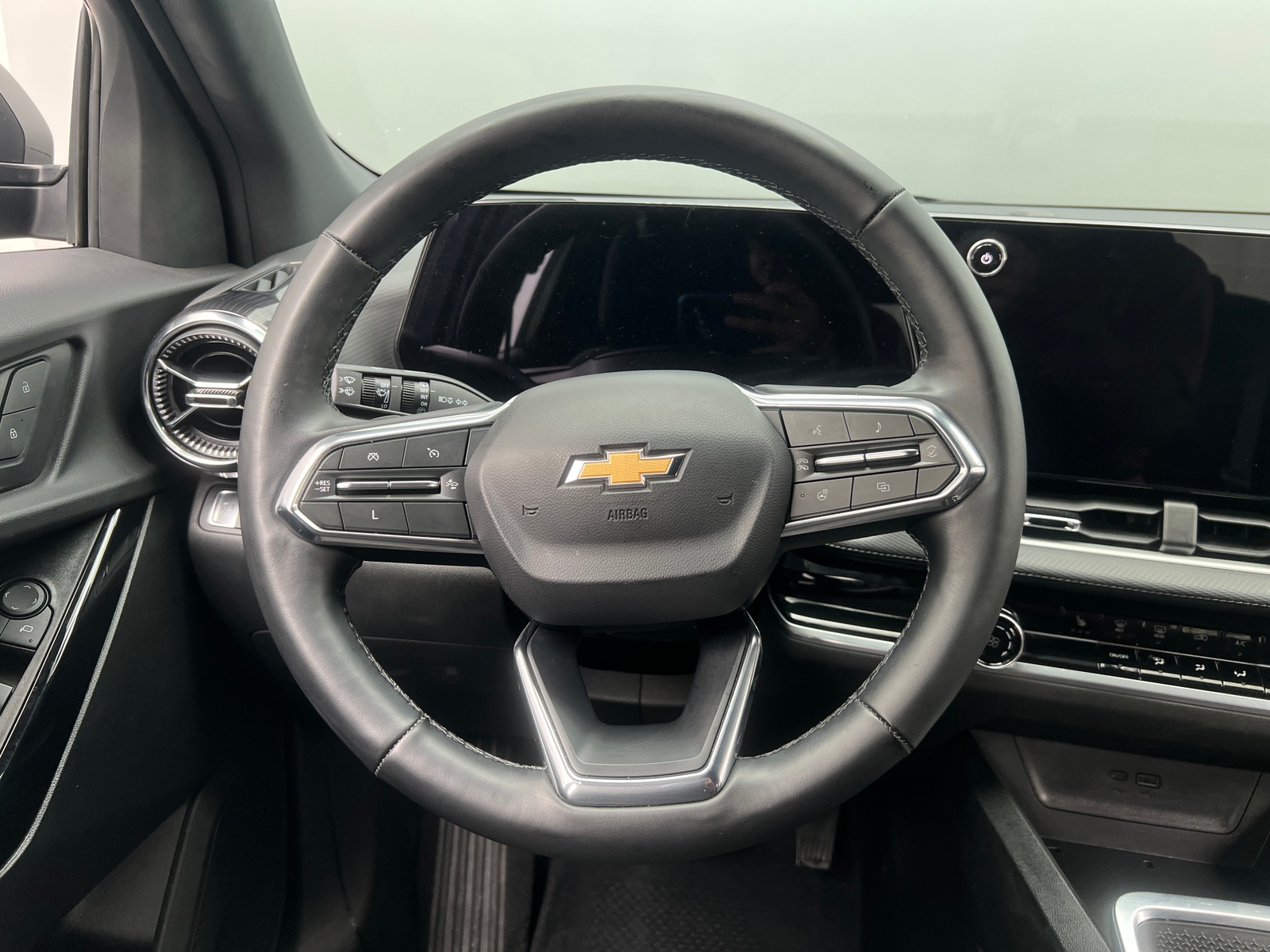 Thumbnail: 2025 Chevrolet Equinox - 5