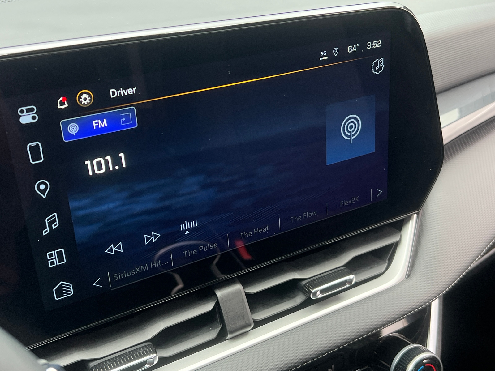 Thumbnail: 2025 Chevrolet Equinox - 4